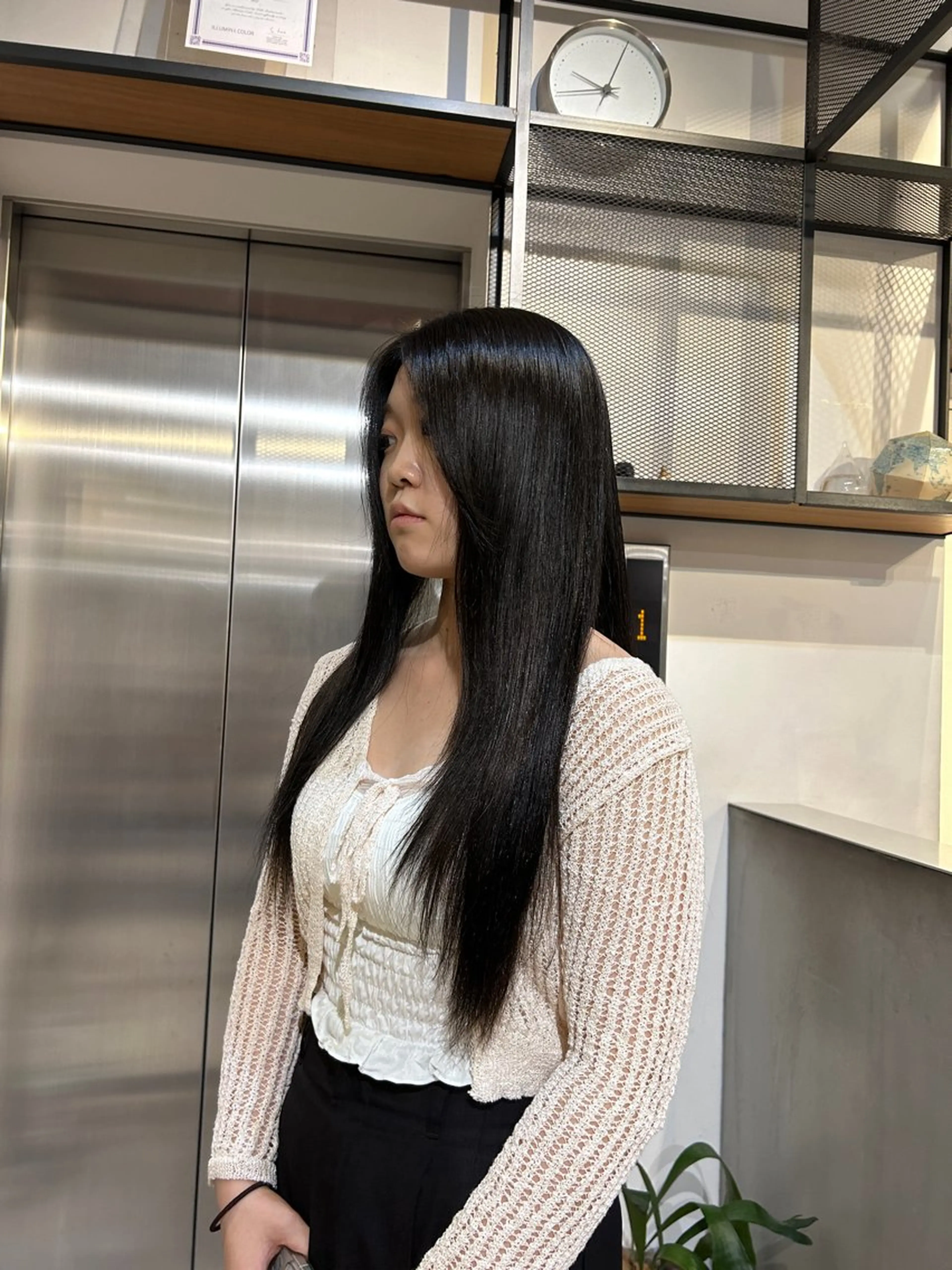 ロング カラー FILMS所属・FILMS 銀座店 Mikotoのヘアスタイル