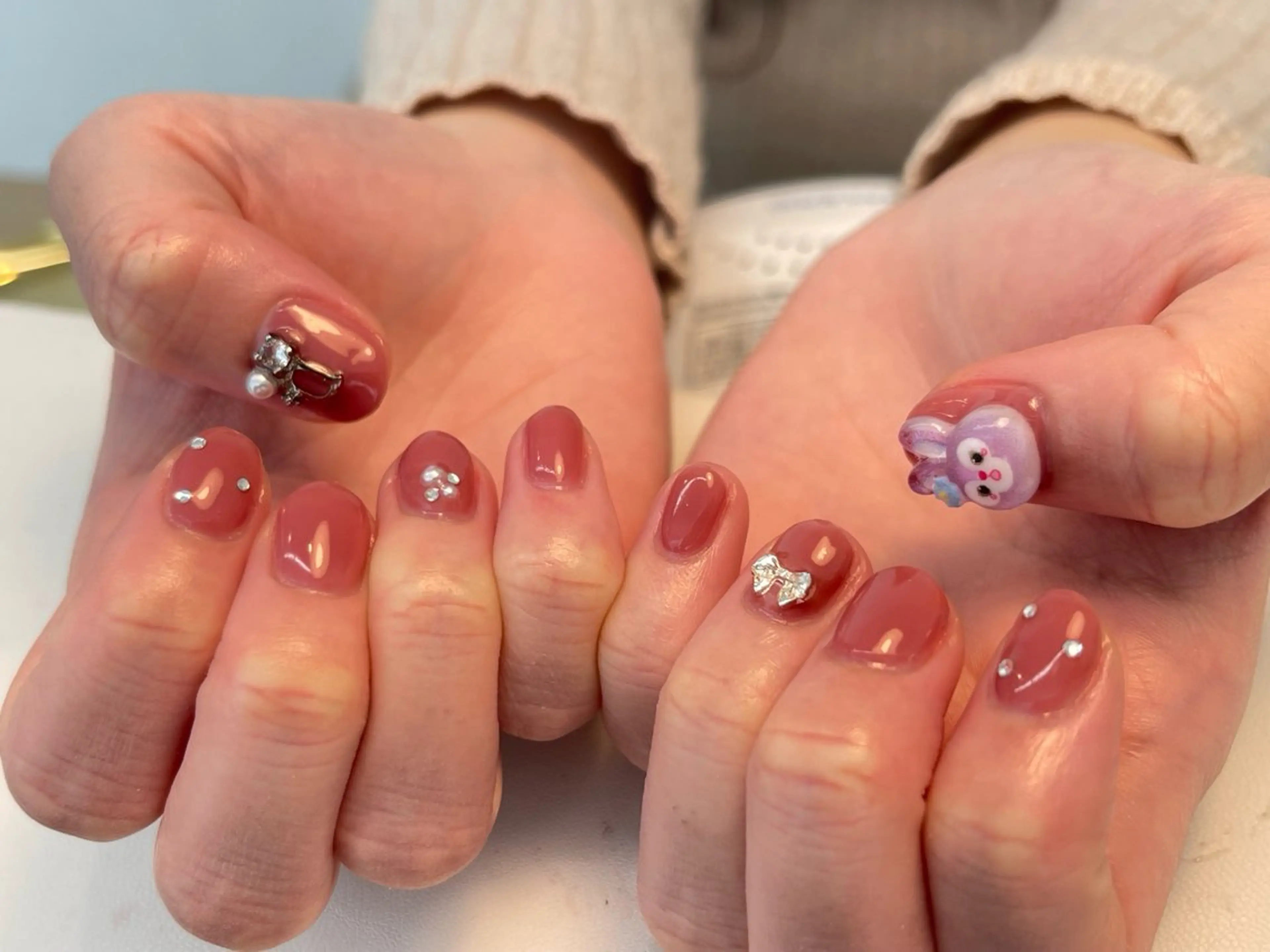 ネイル ゴールド ワンカラーネイル シルバー Lutena💅🏽 伊藤のマツエク・マツパデザイン