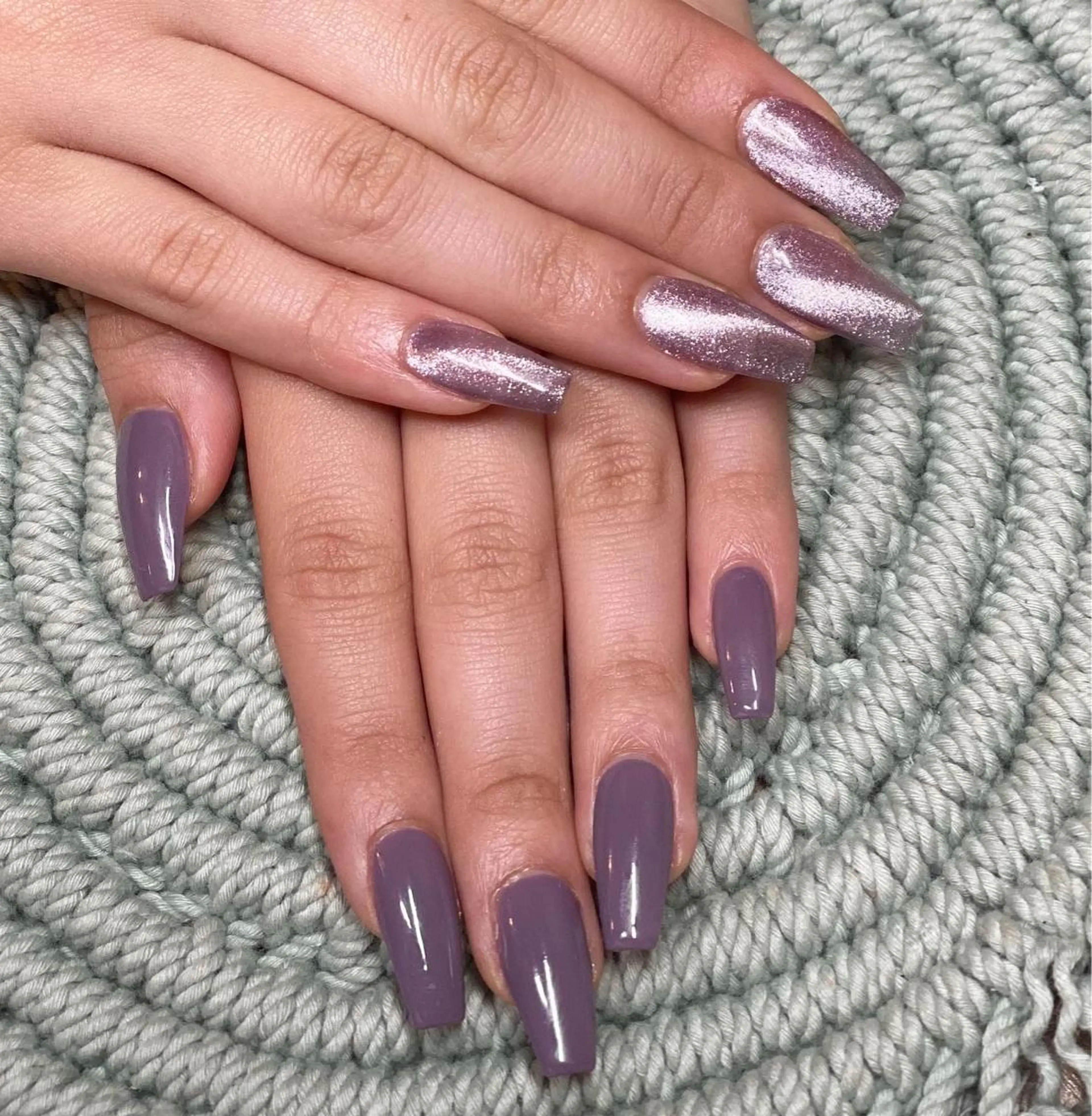 【自店オフ無料✨】ワンカラーハンドネイル💅の写真