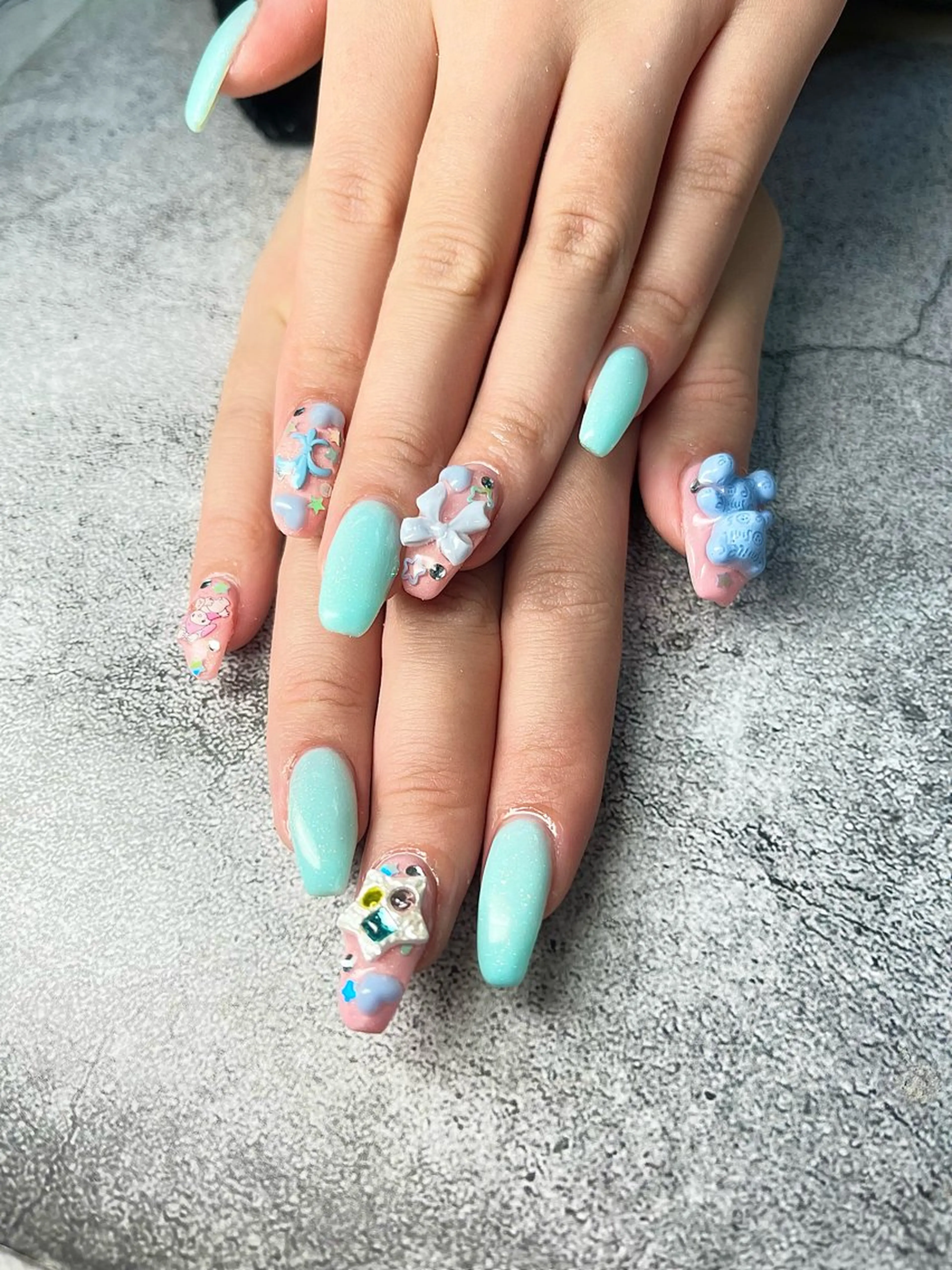 ネイル ハンドネイル Queen nail 北堀江 ASUKAのネイルデザイン