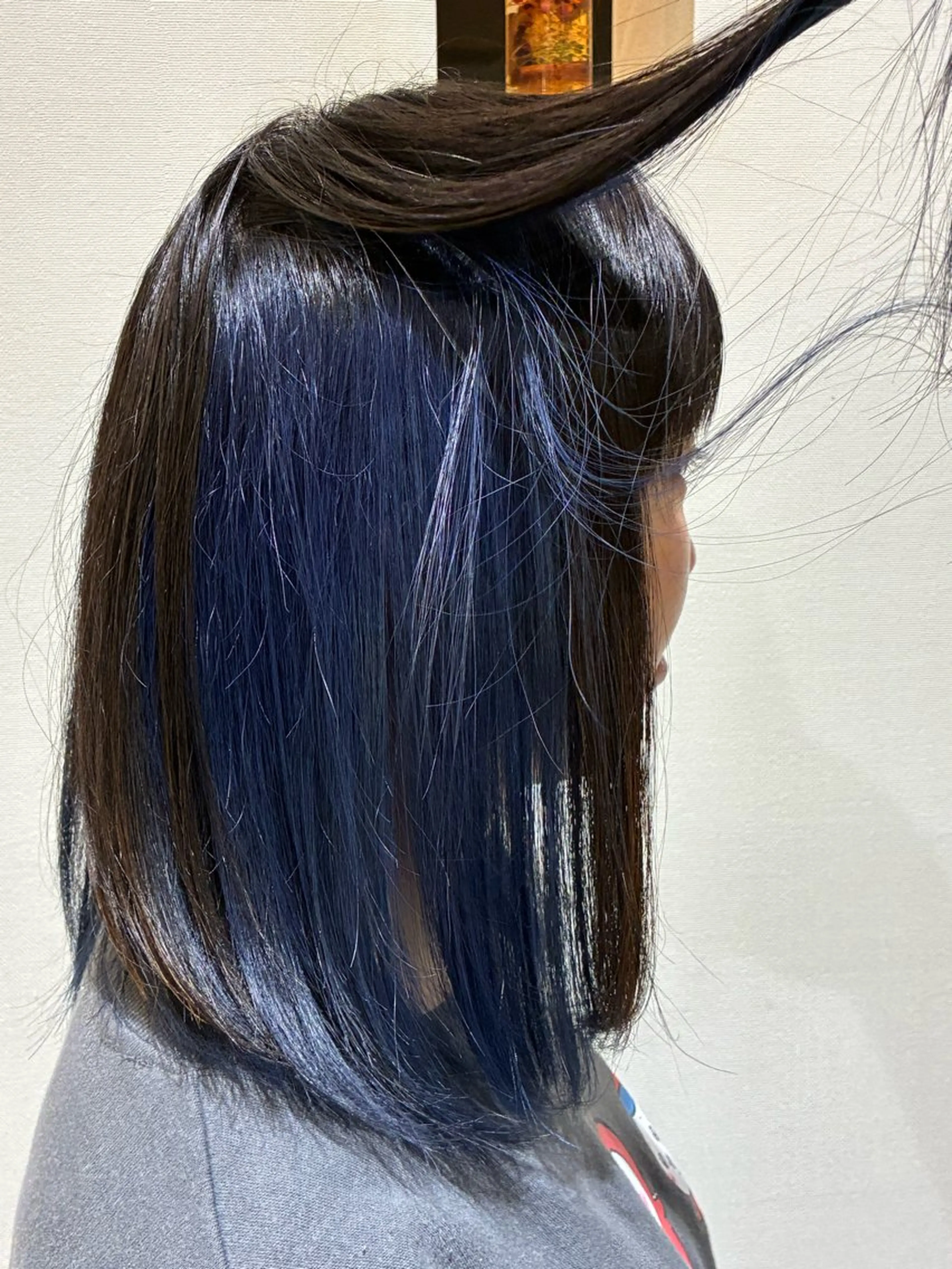カラー ブリーチ ブルーカラー AYL hair asamiya所属・今井 出海のヘアスタイル