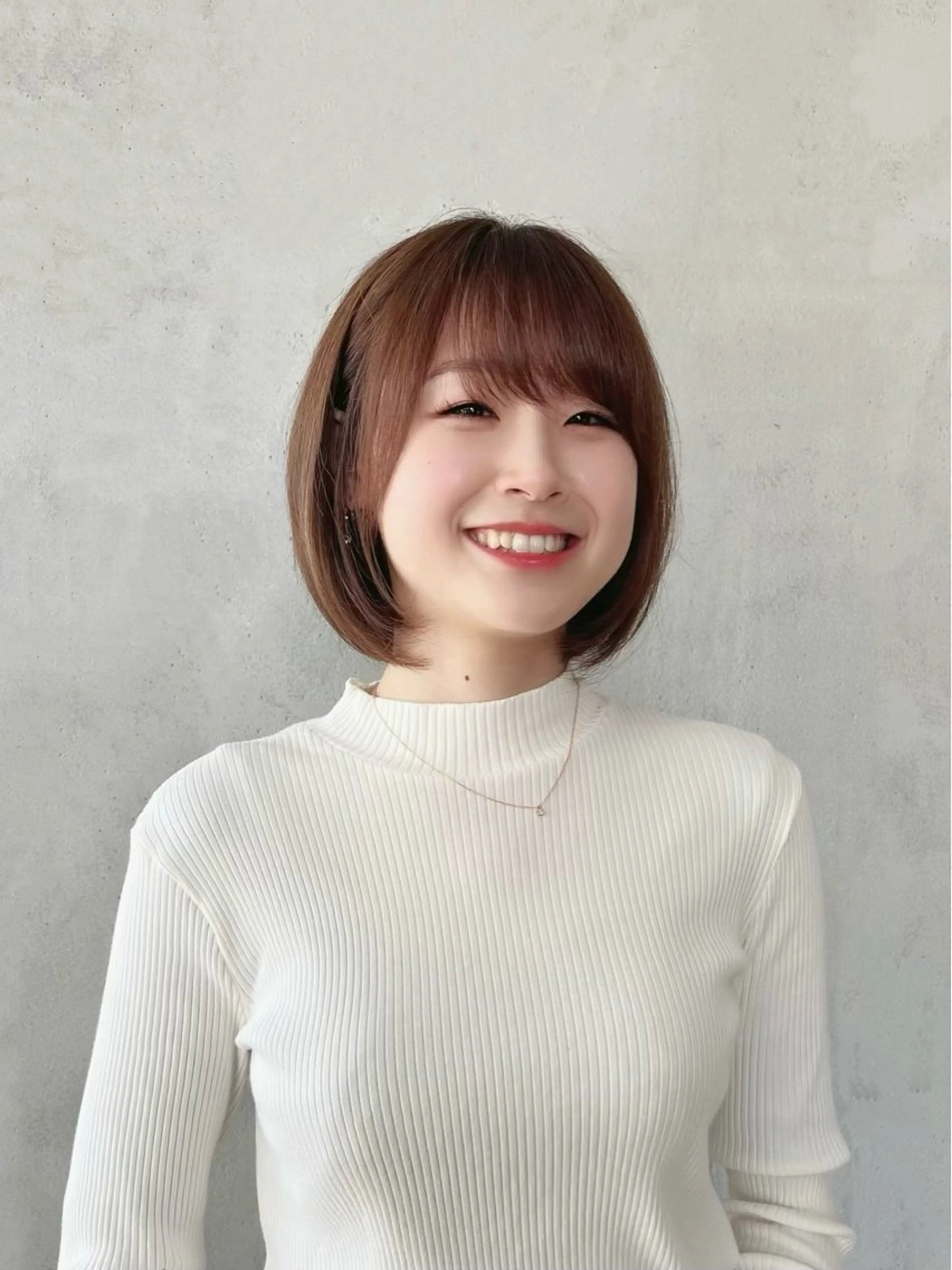 ショート Say.石川葵 ショートボブ前髪のヘアスタイル