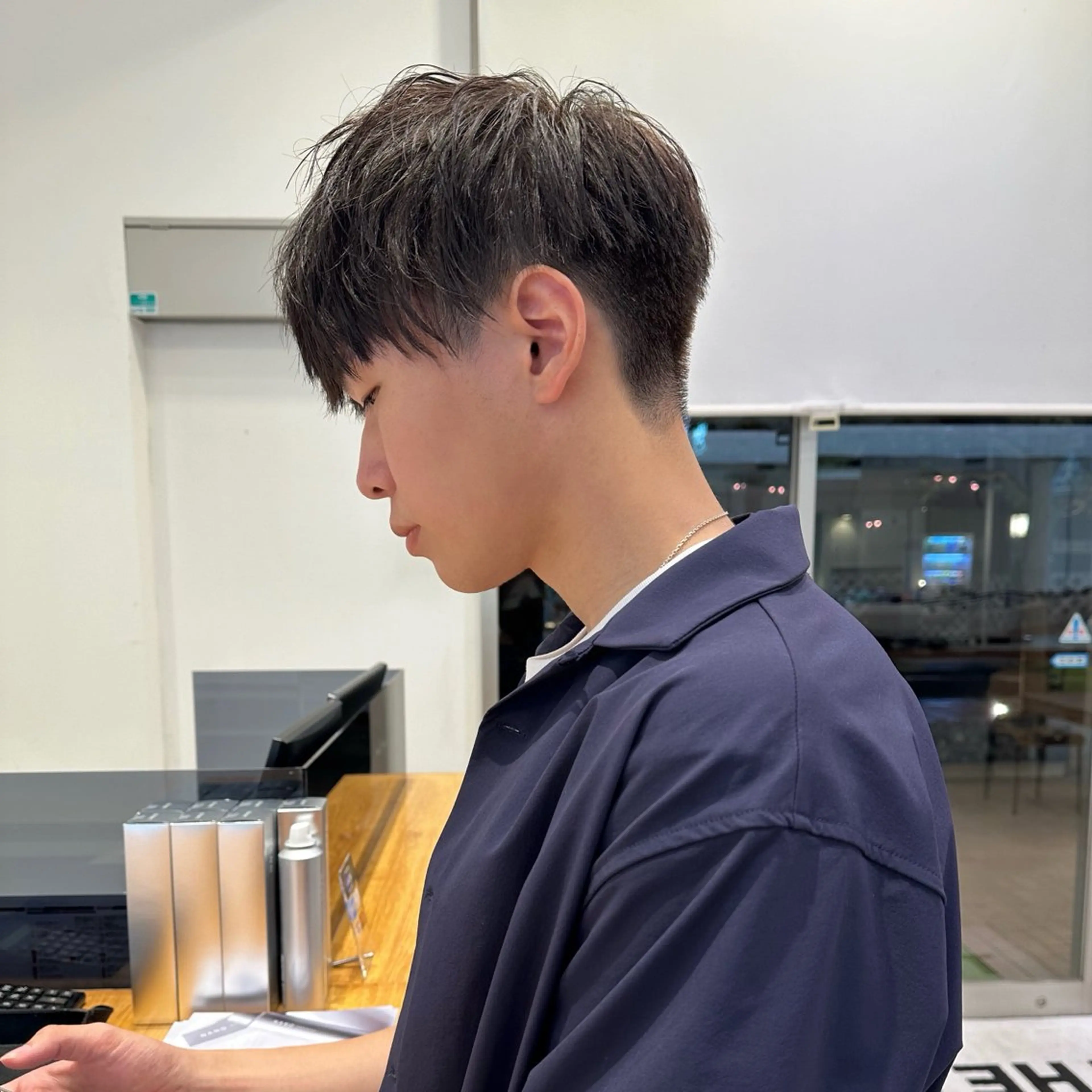 ショート カラー メンズ マッシュ 刈り上げ エスポワール所属・YUSHI HORIUCHIのヘアスタイル