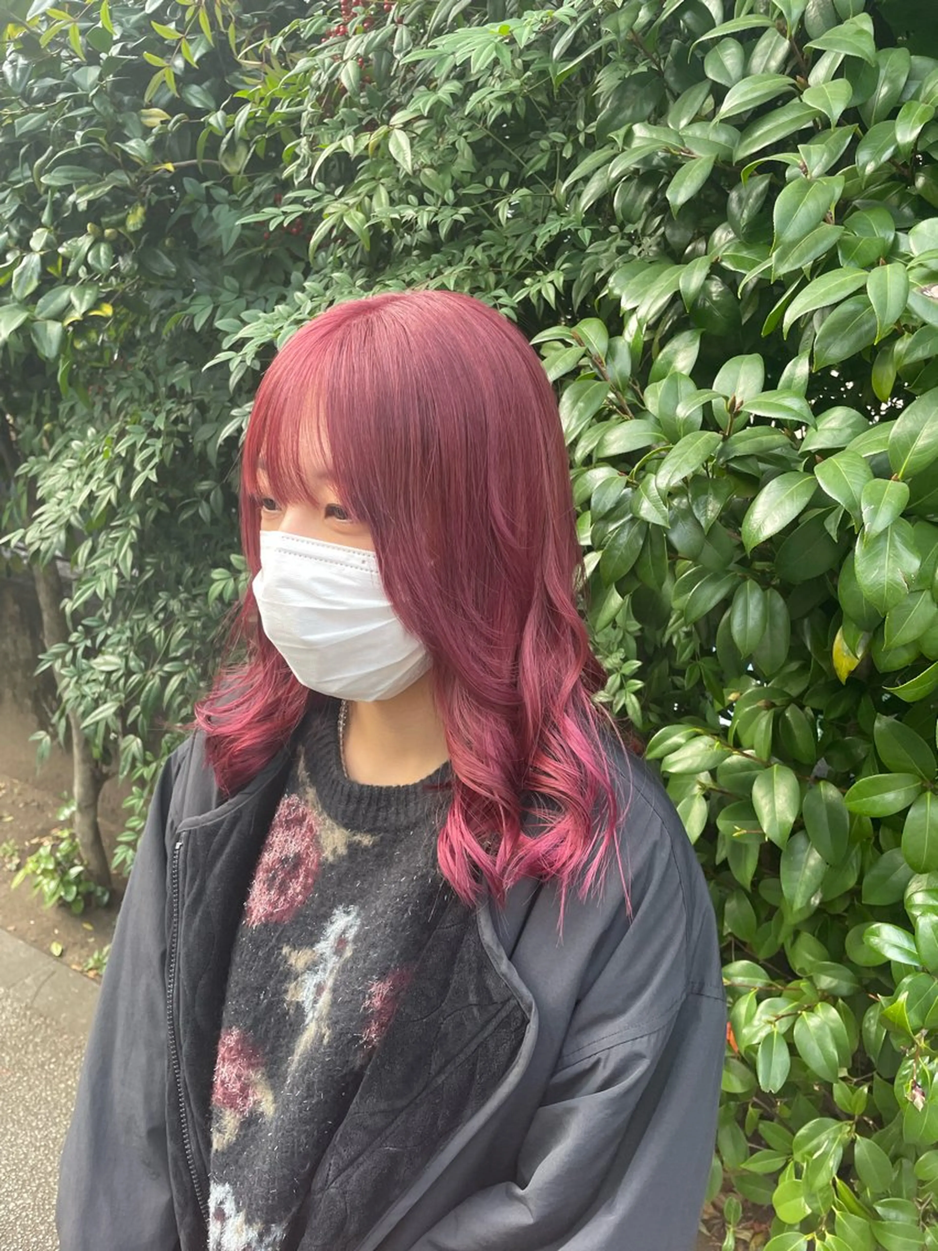 セミロング カラー ブリーチ ケアブリーチ ダブルカラー ピンクカラー レッドカラー 👑派手髪/カット 👑ANRYのヘアスタイル