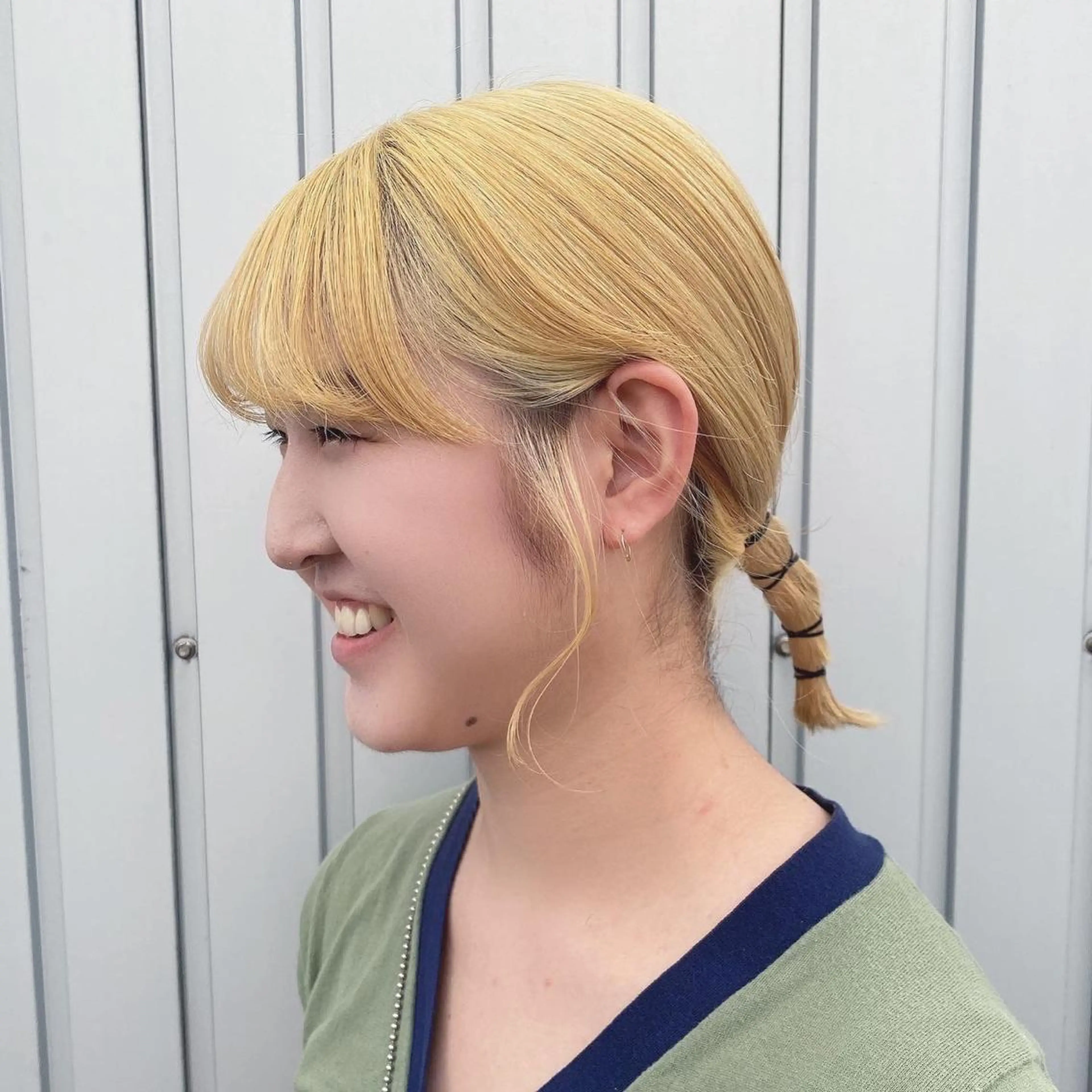 セミロング カラー ヘアアレンジ ホリイ ハルカのヘアスタイル