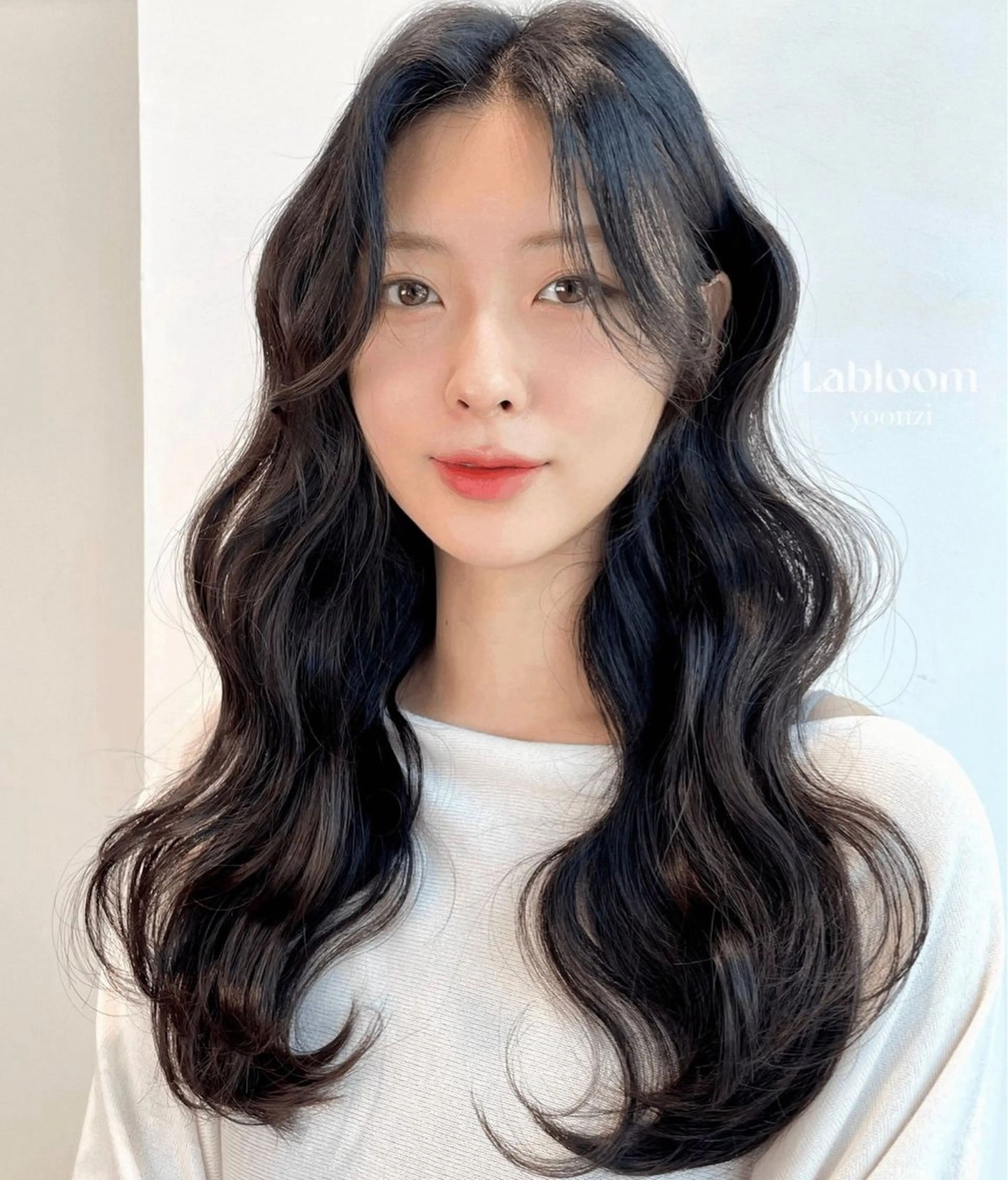 ロング パーマ ARMONY秋山輝也 コテ巻き風パーマ特化のヘアスタイル