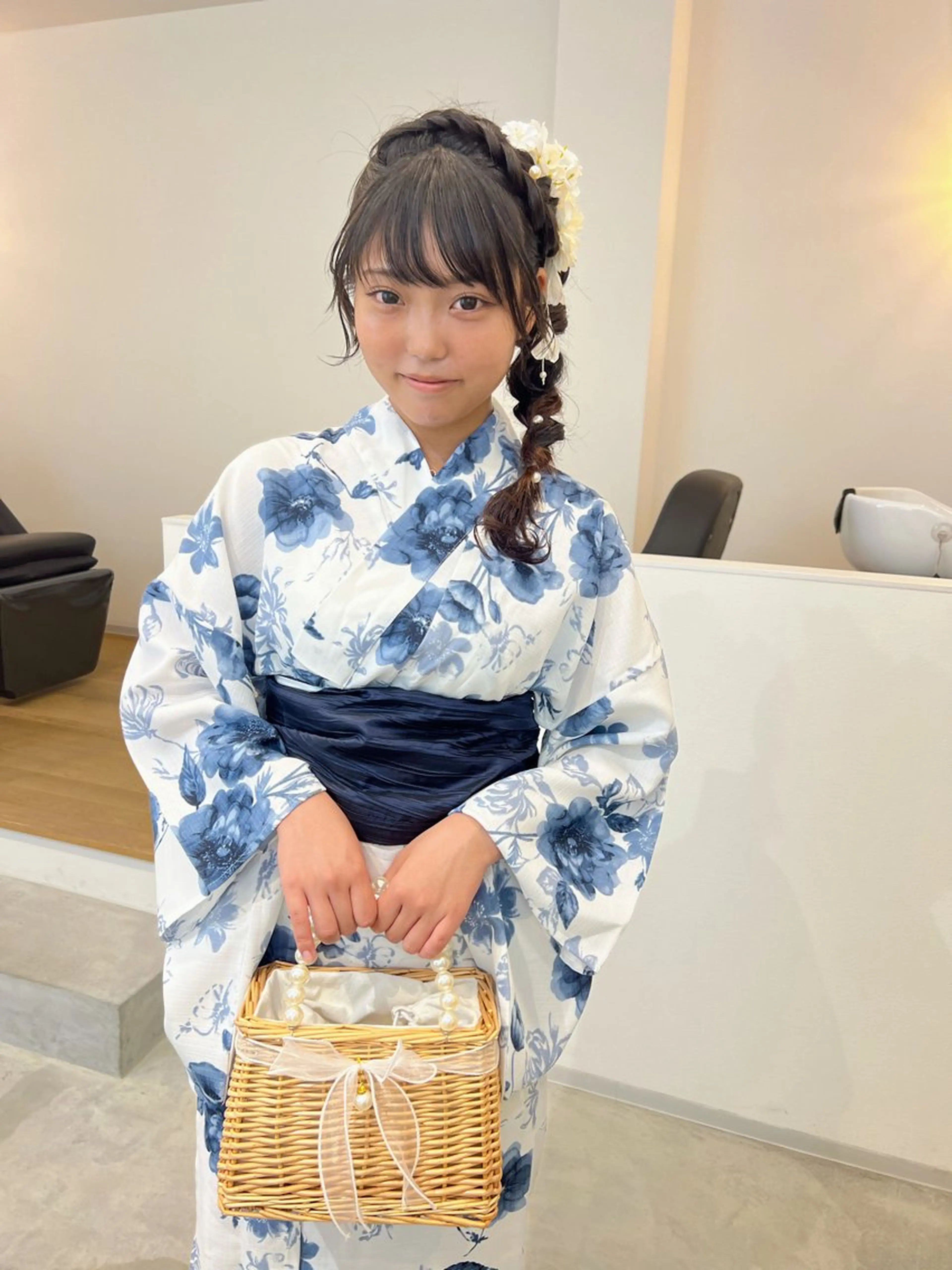 浴衣着付け　ヘアセット　　　　　　　　　　　　　　　　日曜日・祝日を除くの写真
