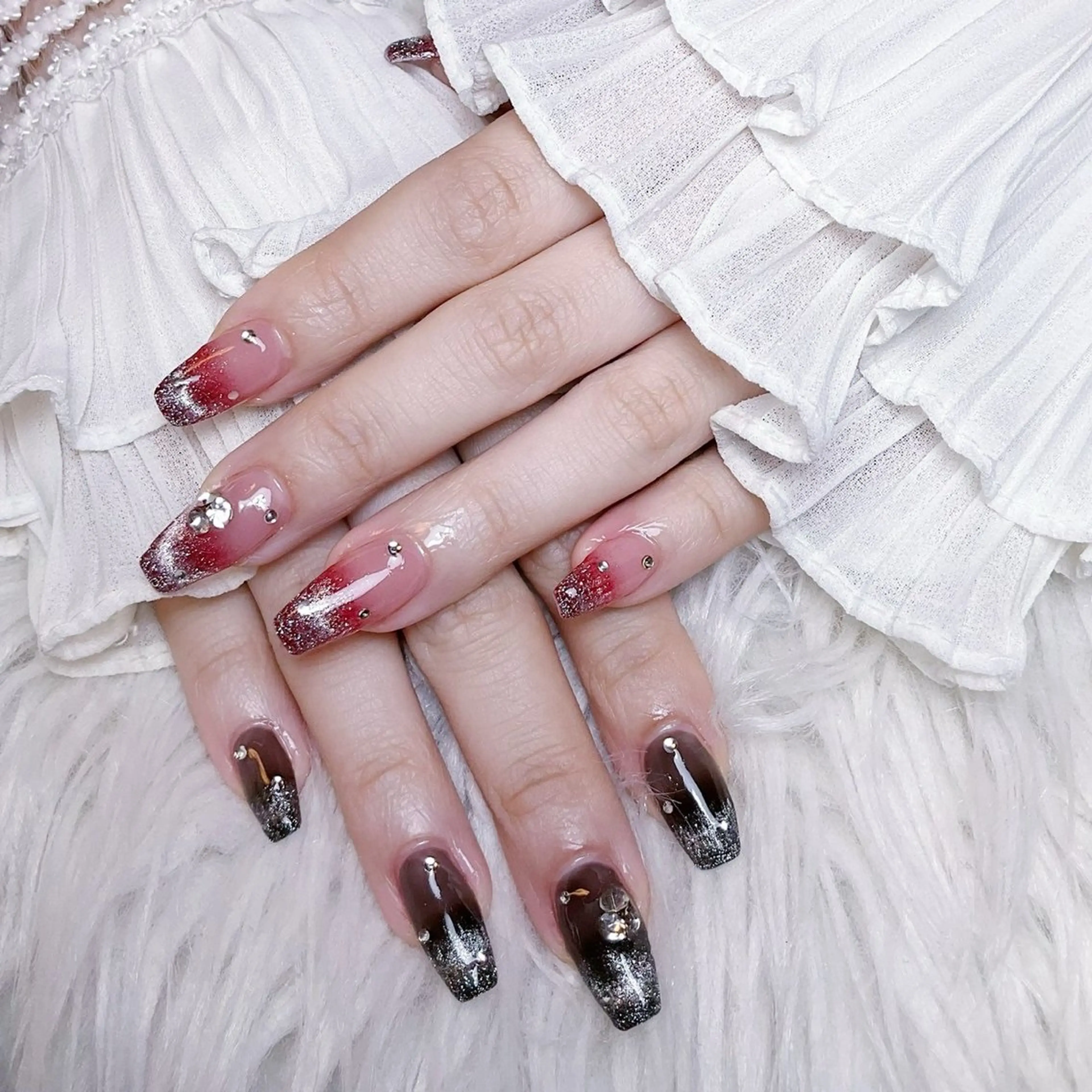 ネイル ハンドネイル ☁️Yun nail KiKi☁️のネイルデザイン