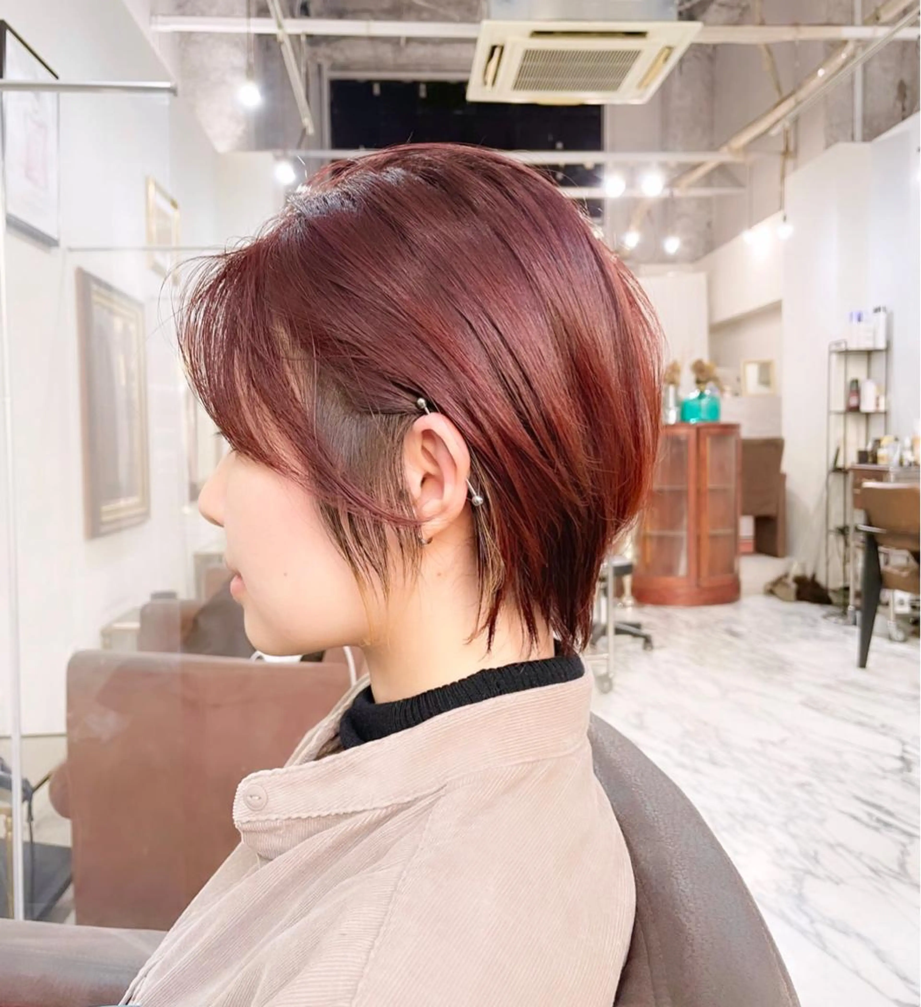 ショート カラー ブラウンカラー ピンクカラー トリートメント カット ヘアカラー 🩵縮毛矯正  髪質 改善 ツヤ髪🩵のヘアスタイル