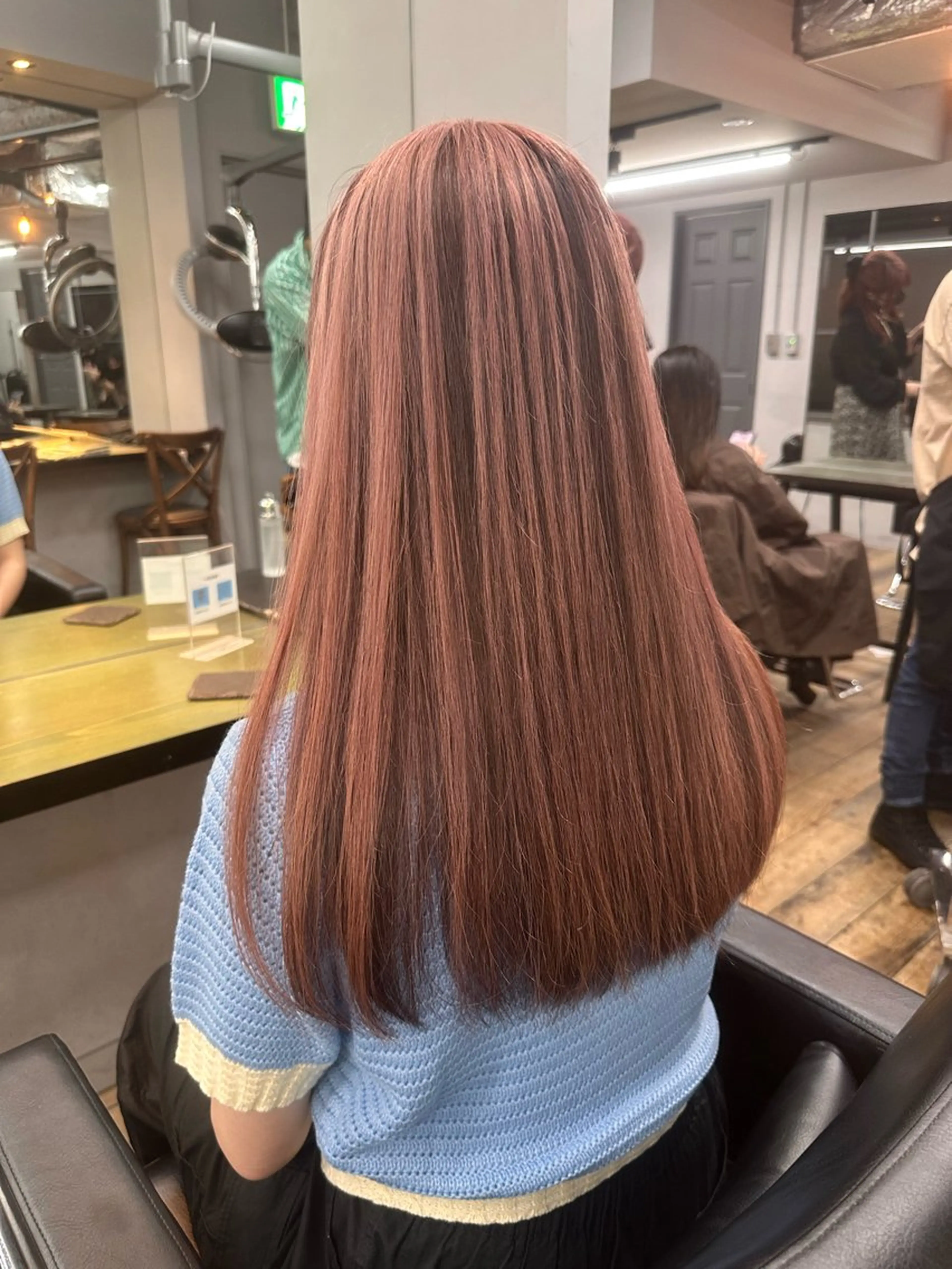 ロング ピンクブラウン ヘアカラー HAIR SALON M Fe's 池袋所属・池袋ハイトーン/ ブリーチ/増田 雄太のヘアスタイル