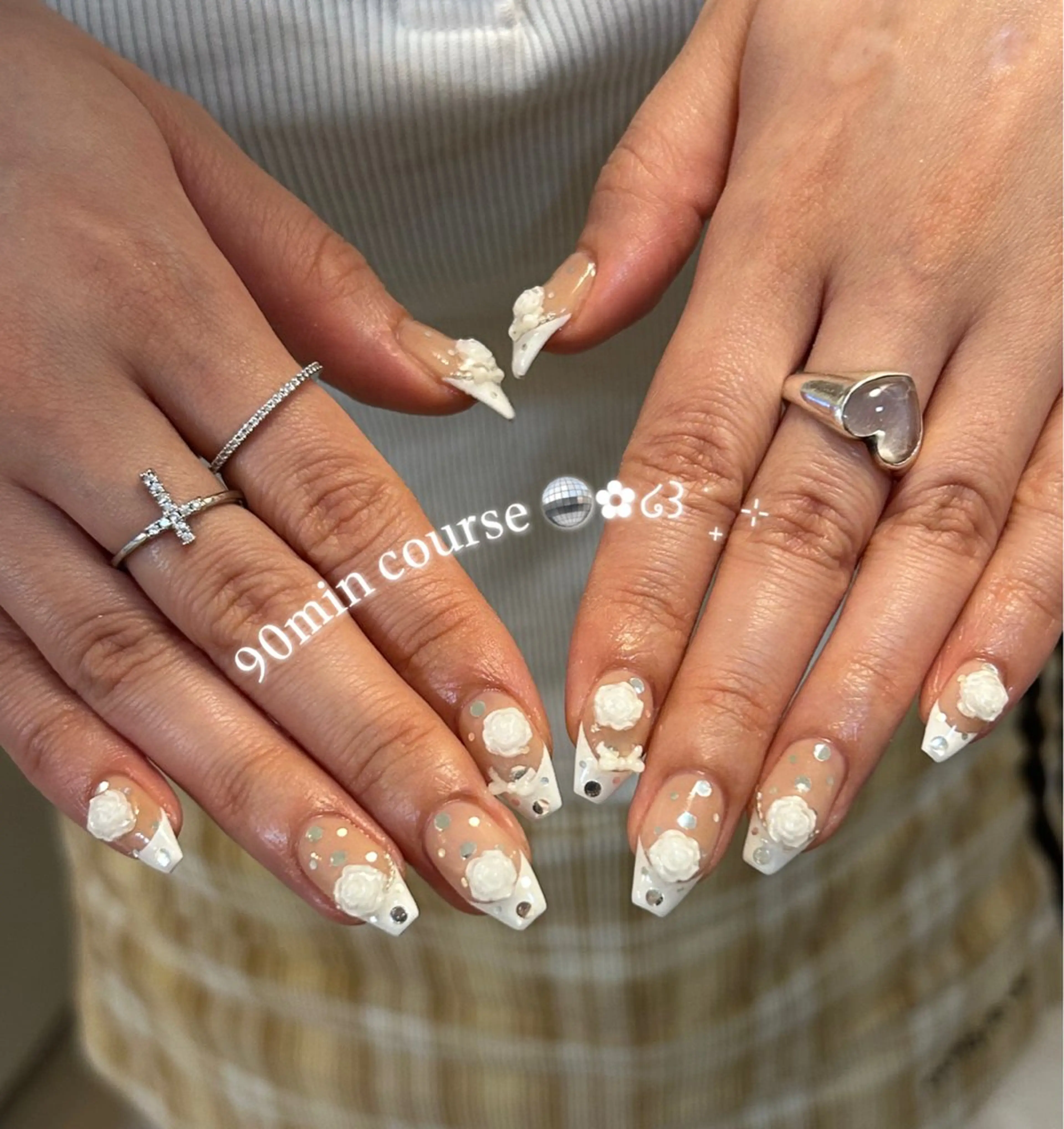 ネイル ハンドネイル ViViA momokaのネイルデザイン