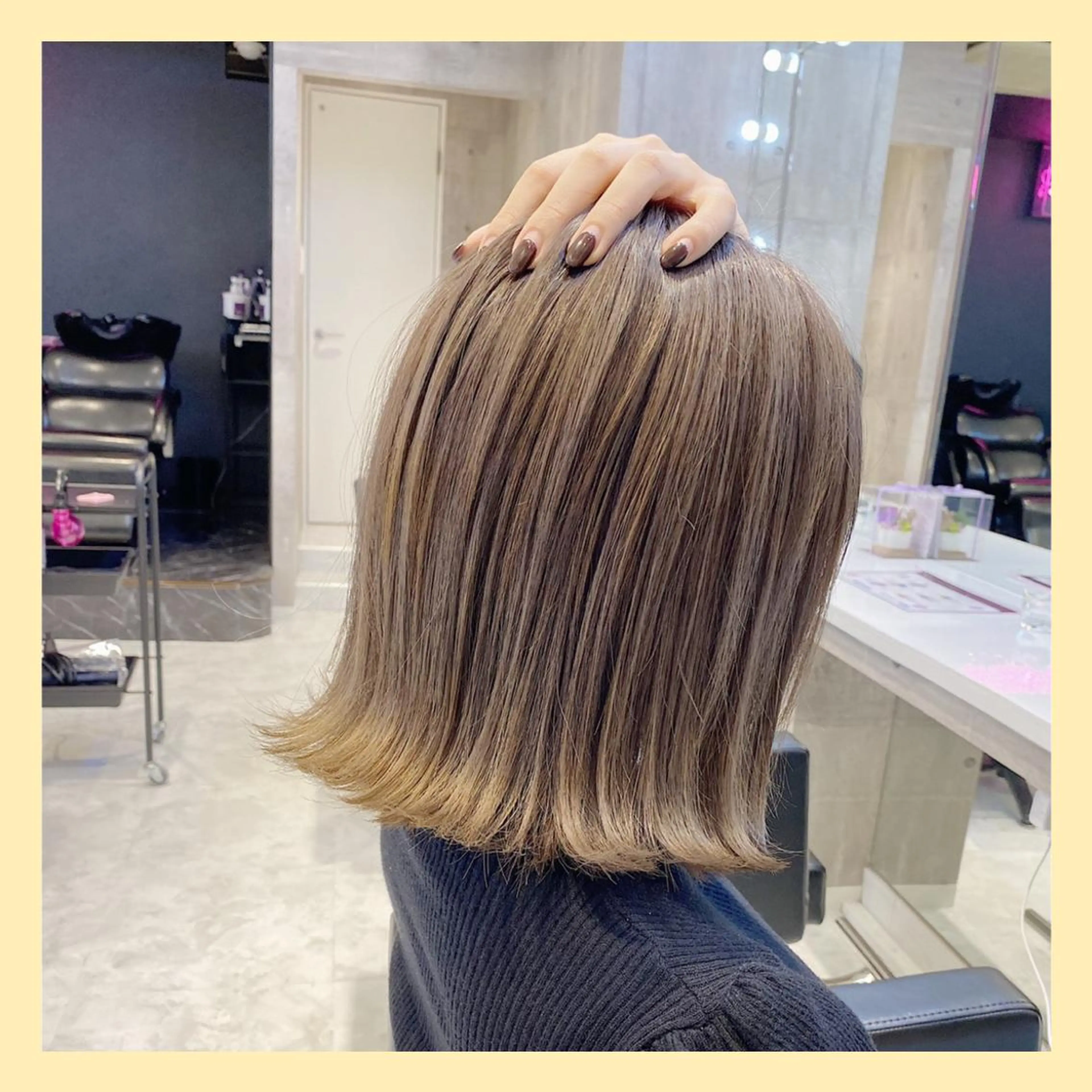 ミディアム レイヤーカット 💛ムラ修正ブリーチ 💛YUUのヘアスタイル