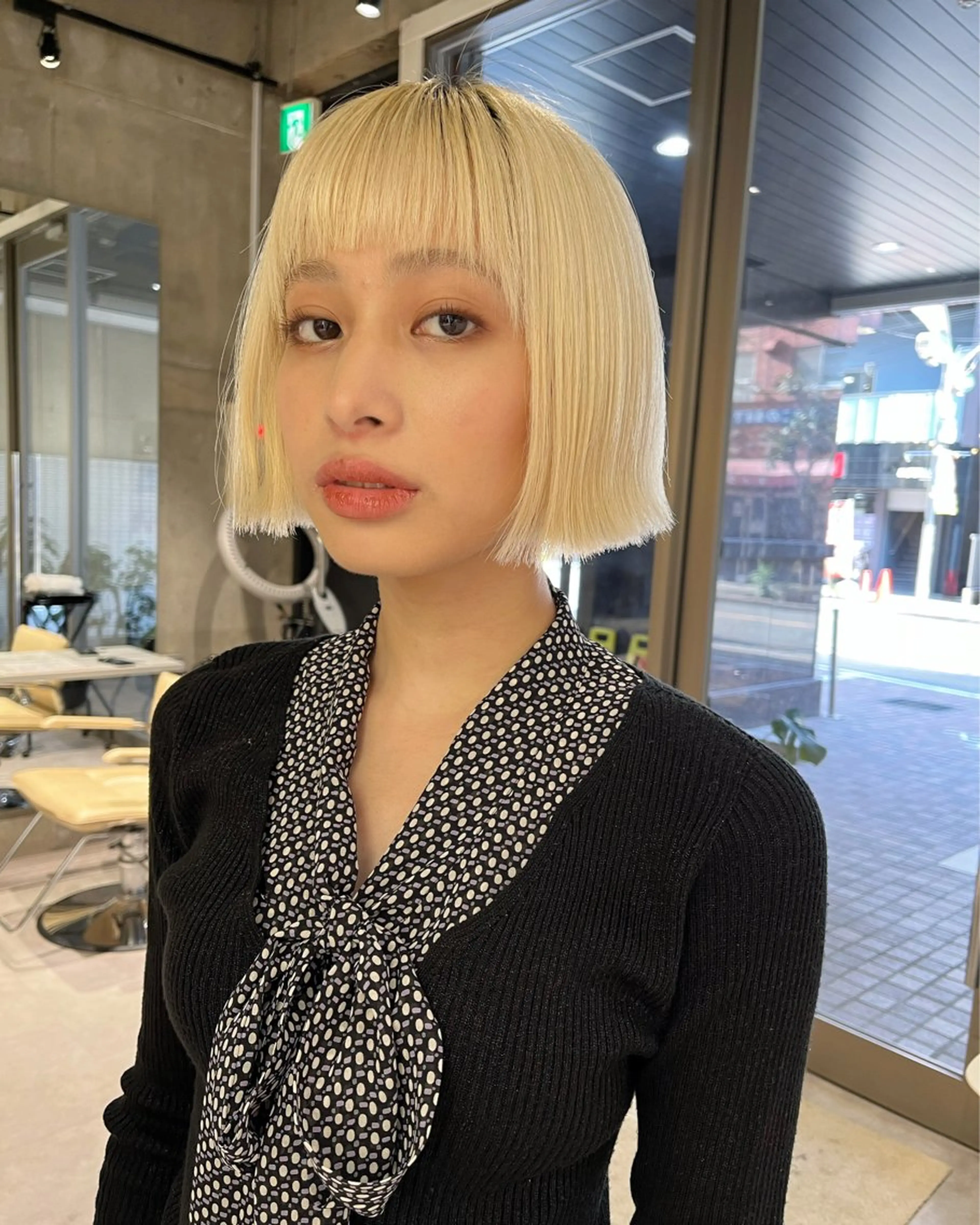 ミディアム カラー ブロンド ボブ iLi所属・iLi 《イリ》のヘアスタイル