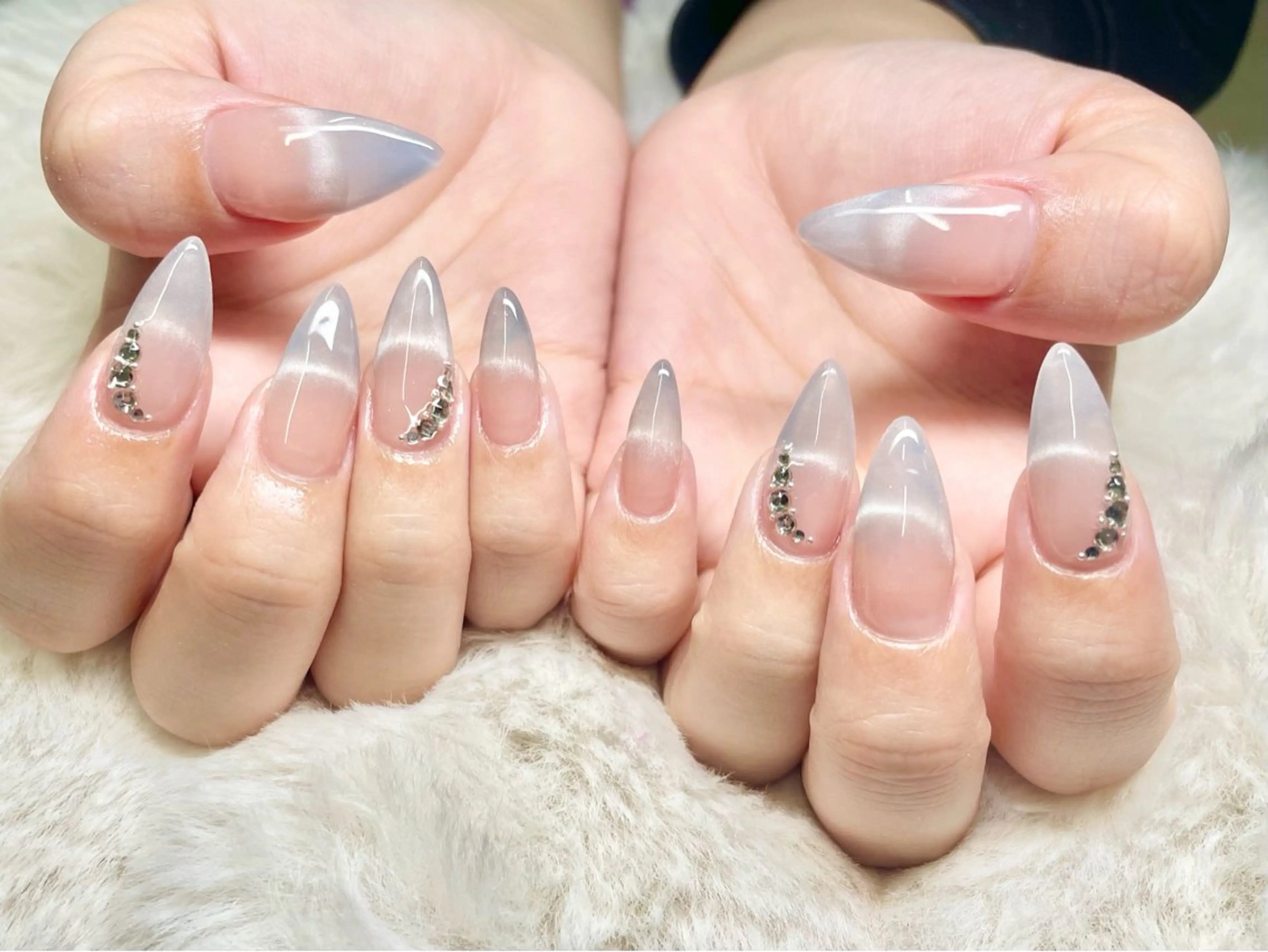 ネイル ハンドネイル FILL nail SHIORIのネイルデザイン