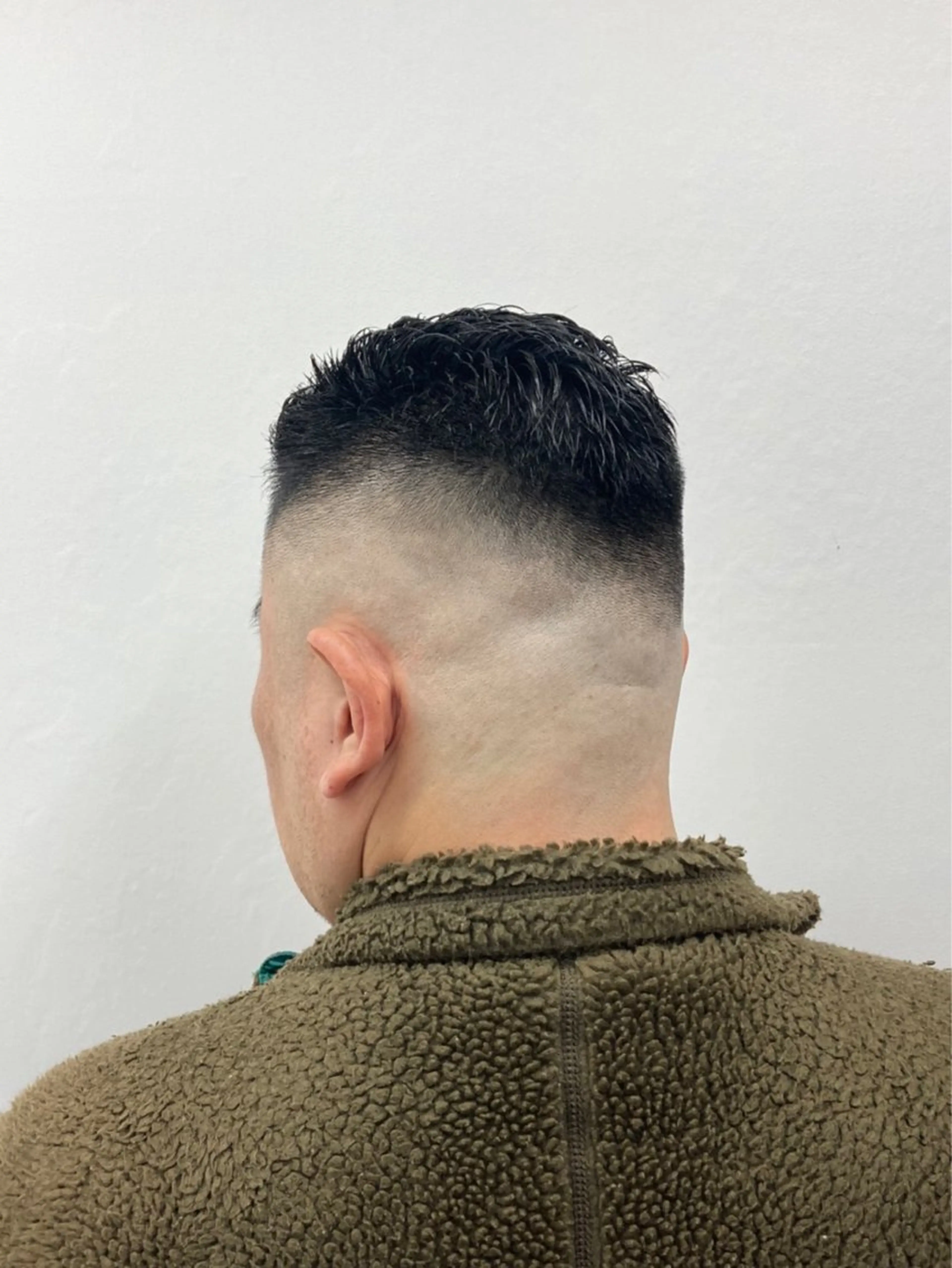 メンズ ヒロ銀座 川崎店所属・ヒロ銀座川崎 志田健介のヘアスタイル