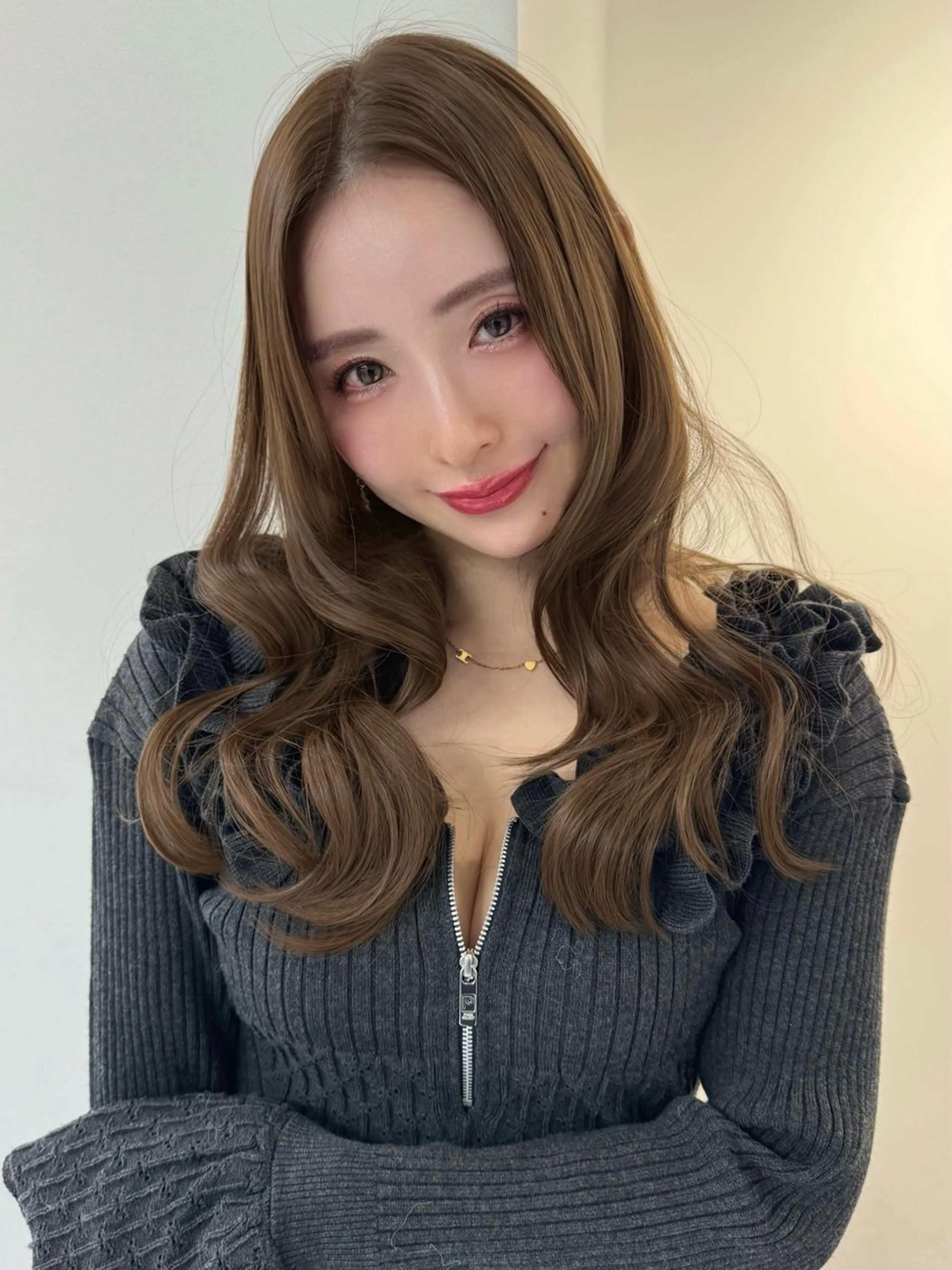 ロング カット ヘアカラー トリートメント ヘアセット Rita/髪質改善 /透明感カラーのヘアスタイル