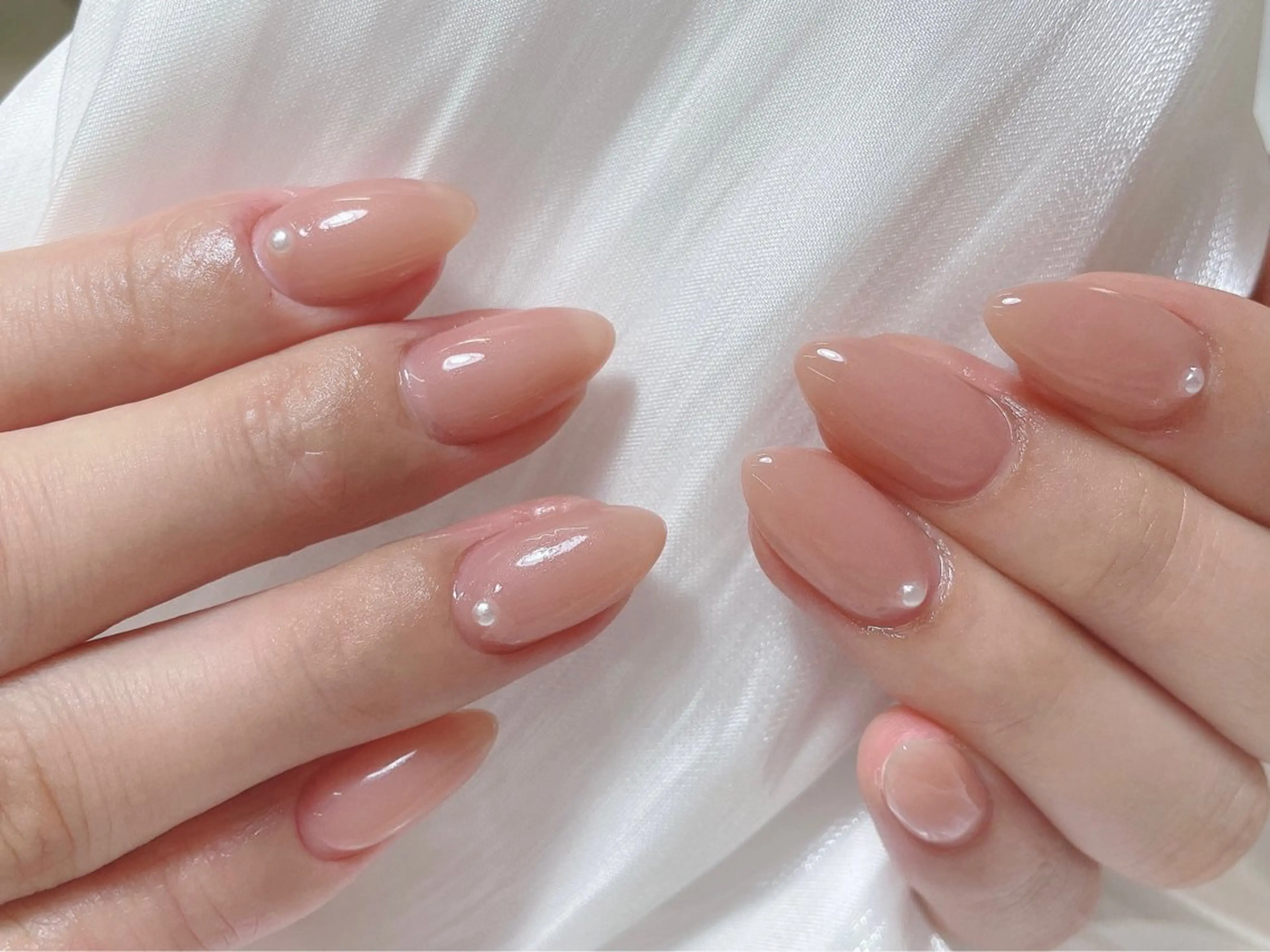 ネイル チークネイル フットネイル フレンチネイル ジェルネイル ガーリー ハンドネイル Liora ネイルサロン所属・Liora nail salonのネイルデザイン