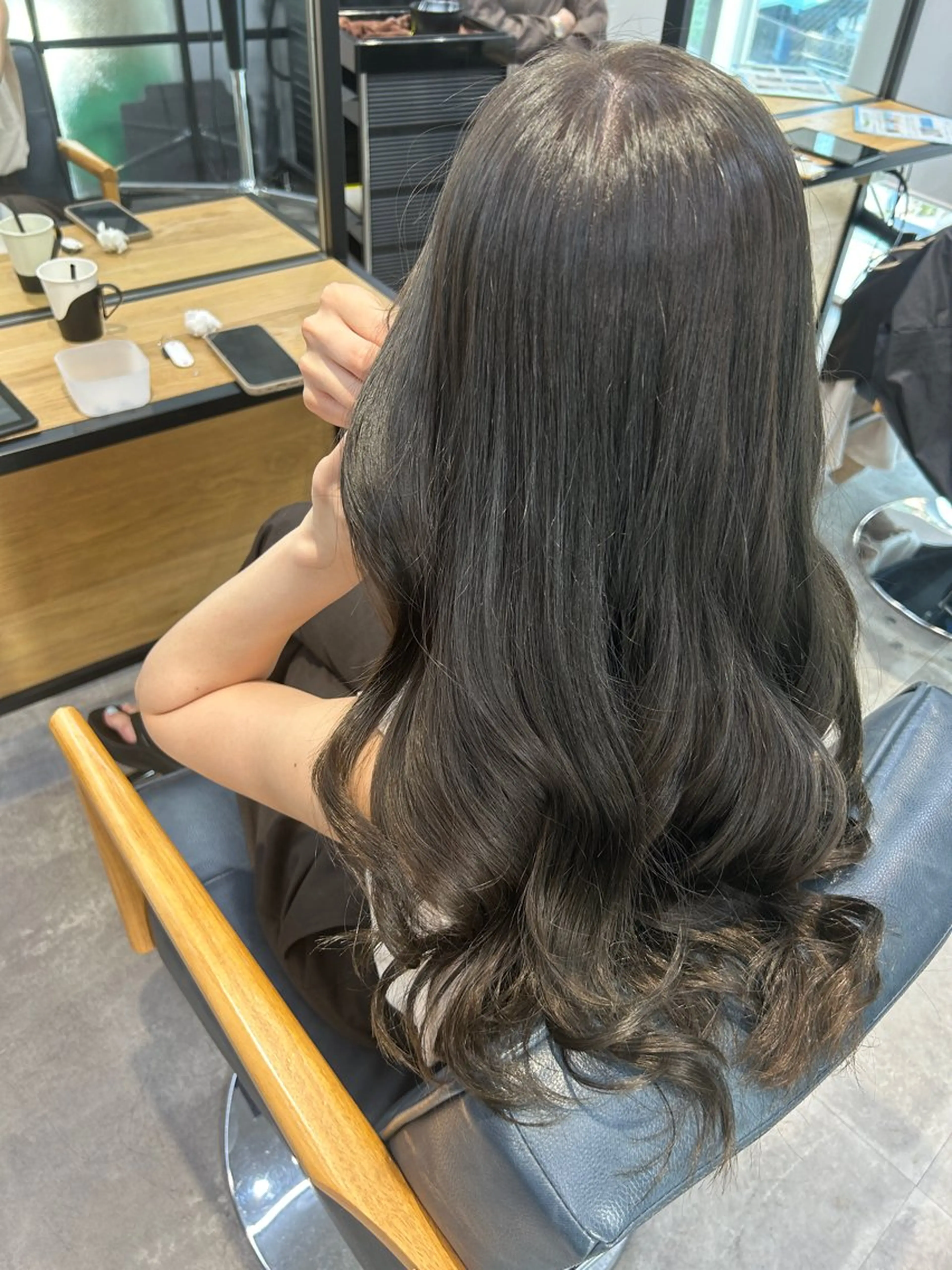 ロング カラー カット ヘアカラー トリートメント newi梅田🫧韓国 ヘア🫧sakiのヘアスタイル
