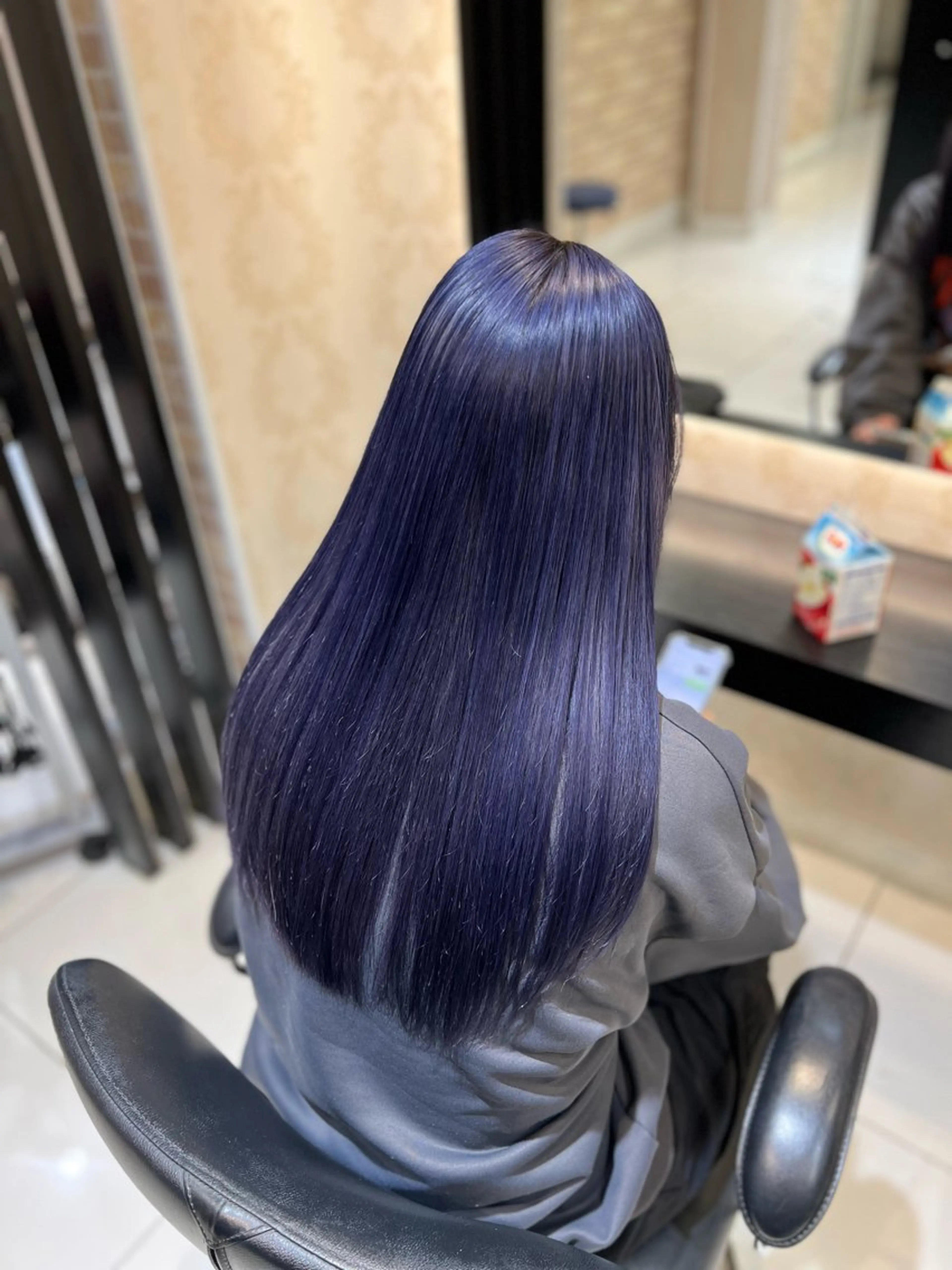 ロング カラー アッシュ バレイヤージュ ブリーチ ブロンド ダブルカラー 越谷　デザインカラー ハイトーン　クラモチのヘアスタイル