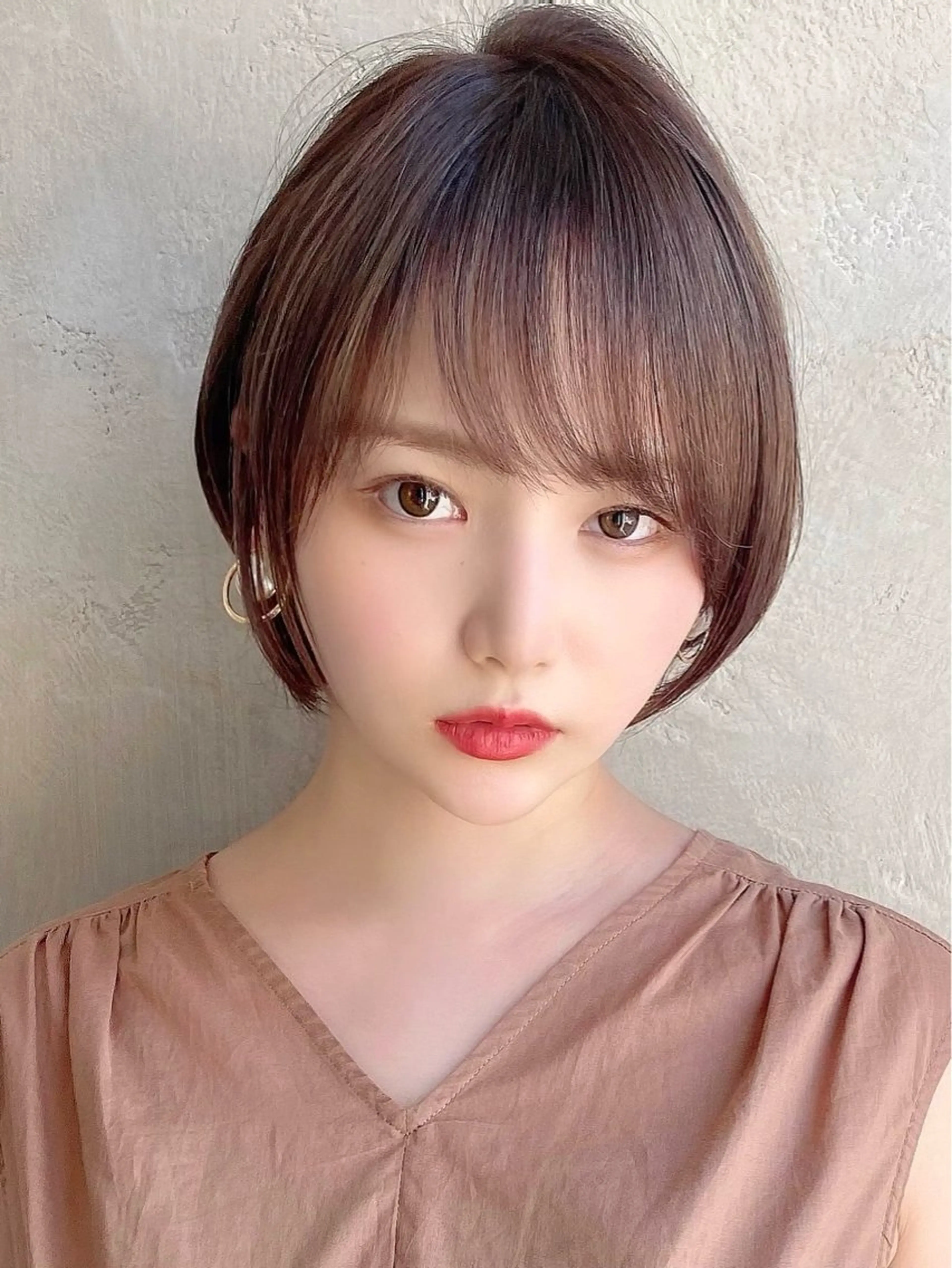ショート カラー カット ヘアカラー トリートメント 💍新宿ショート 💍岩田莉奈のヘアスタイル