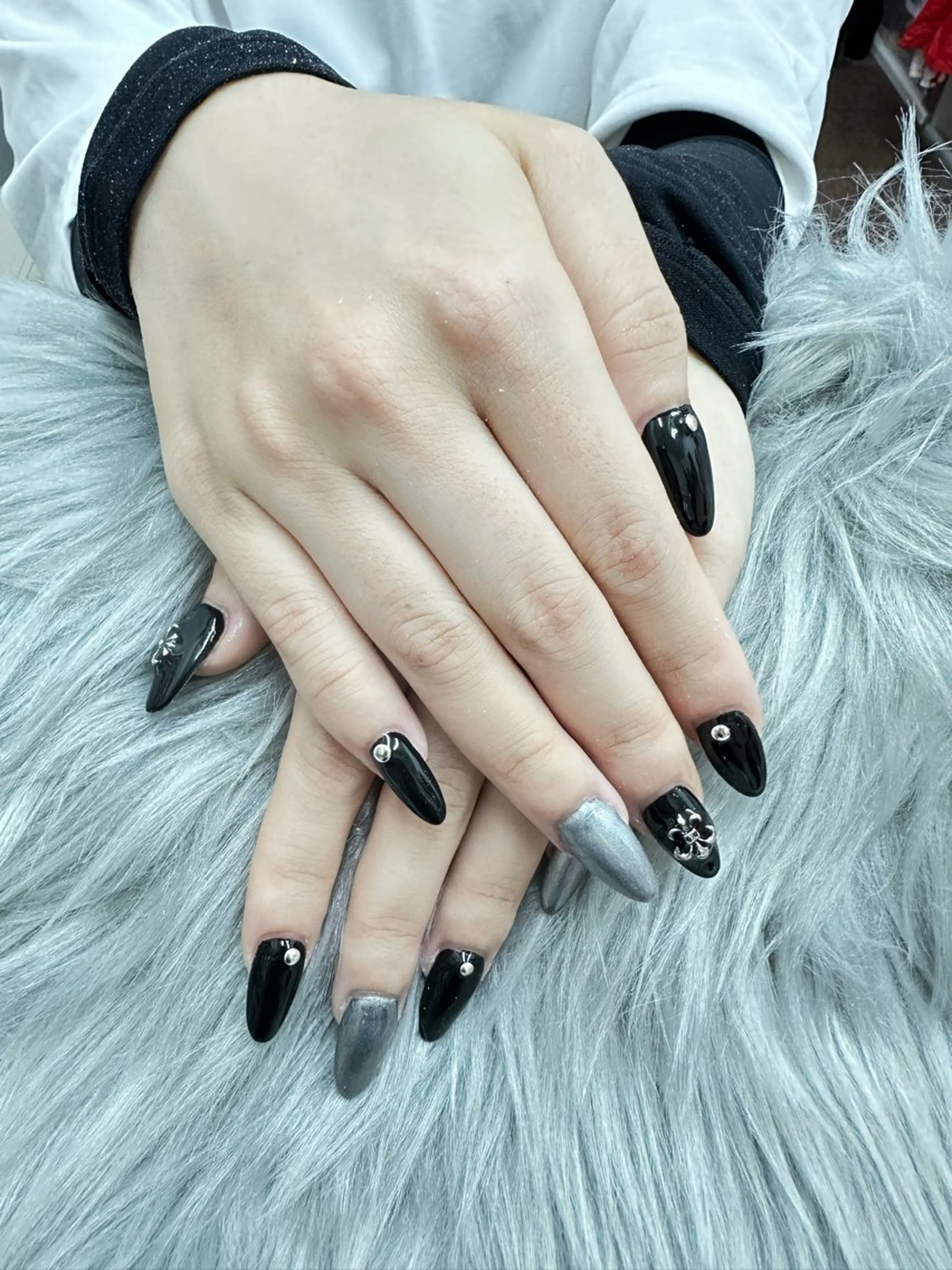 ネイル ミラーネイル その他(ネイル) &R所属・Hiramatsu Harukiのヘアスタイル