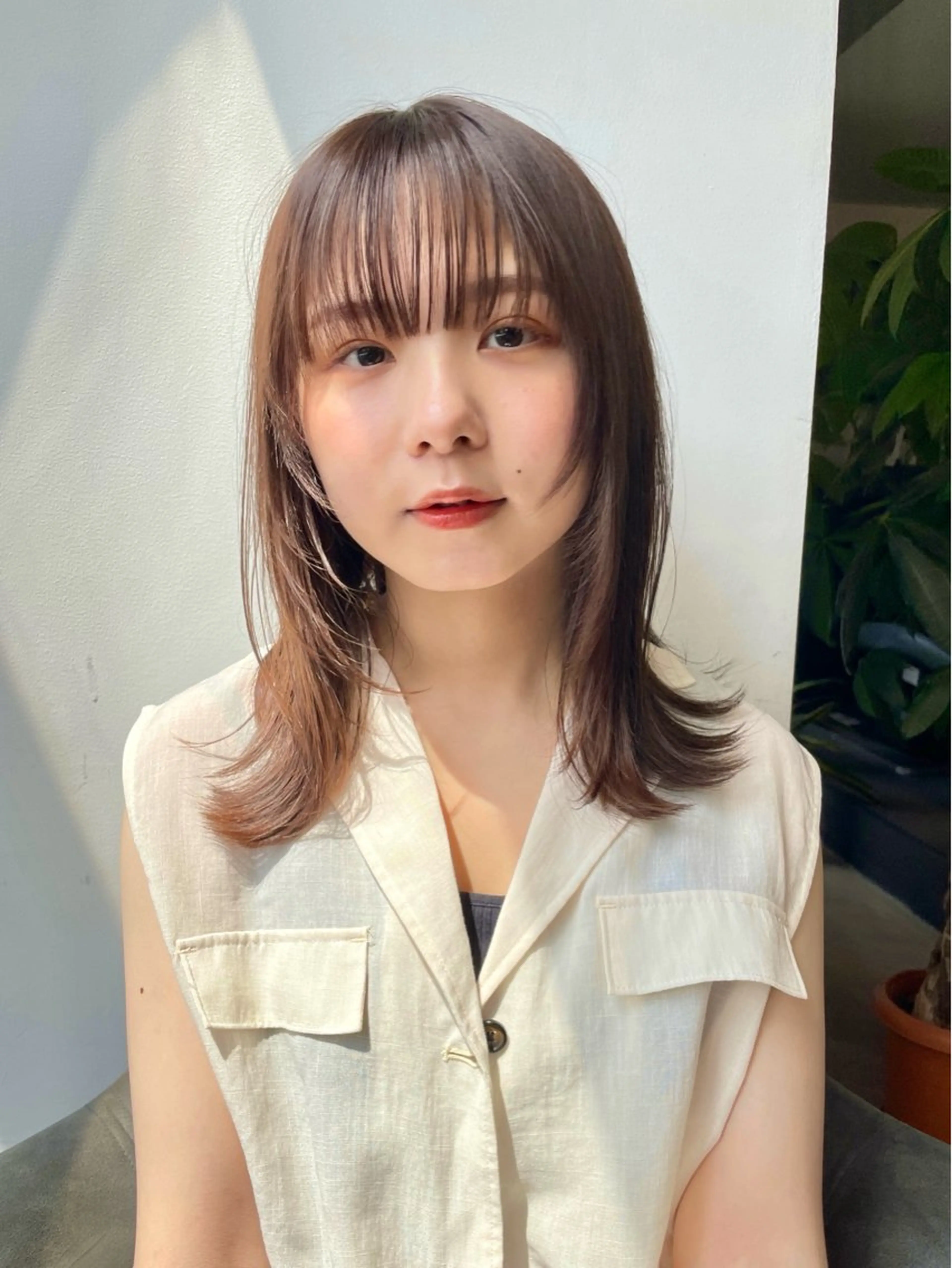ミディアム カラー カット 艶カラー/レイヤー カット✂️近澤瑠以のヘアスタイル