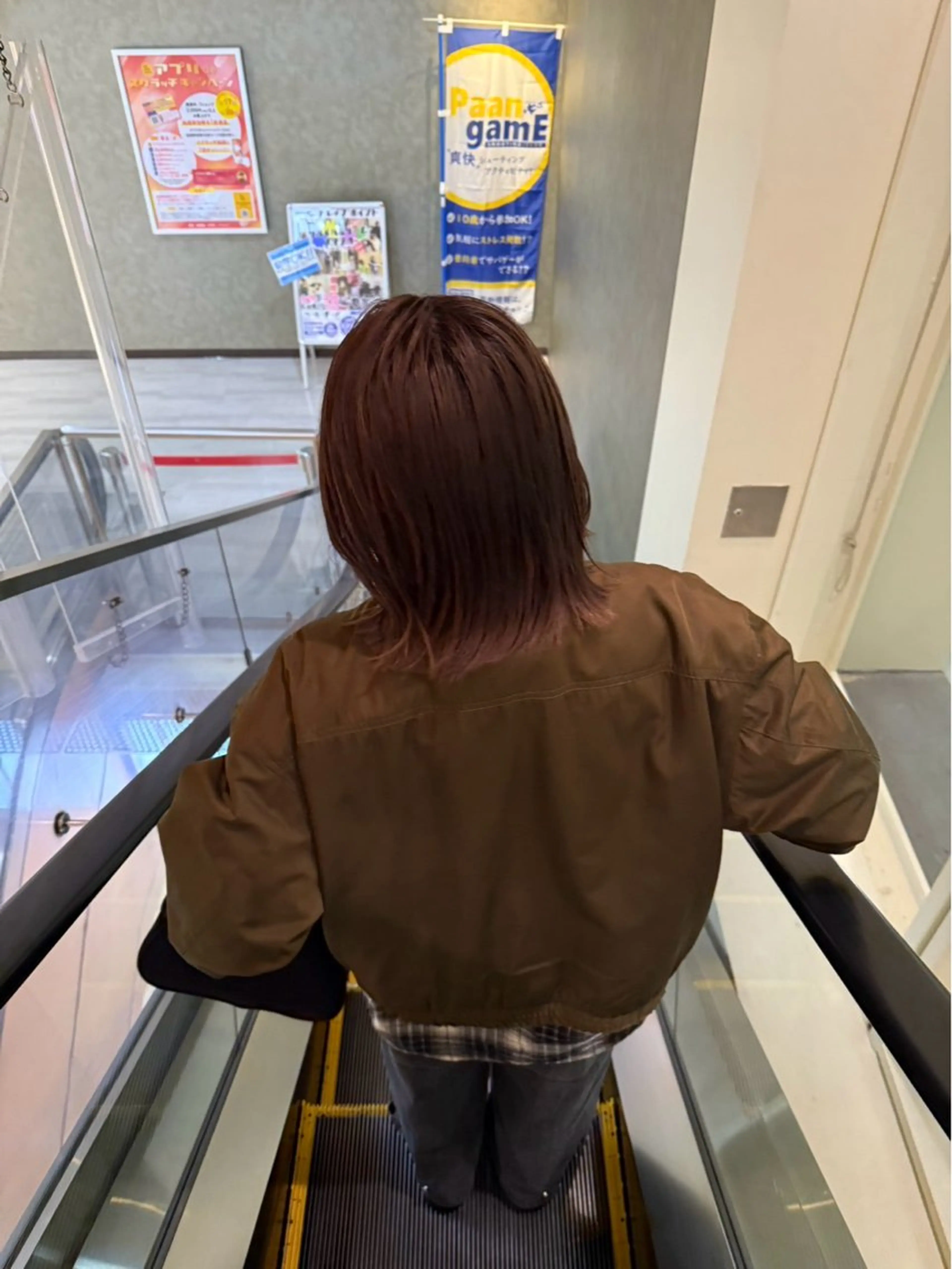 カラー やの こはくのヘアスタイル