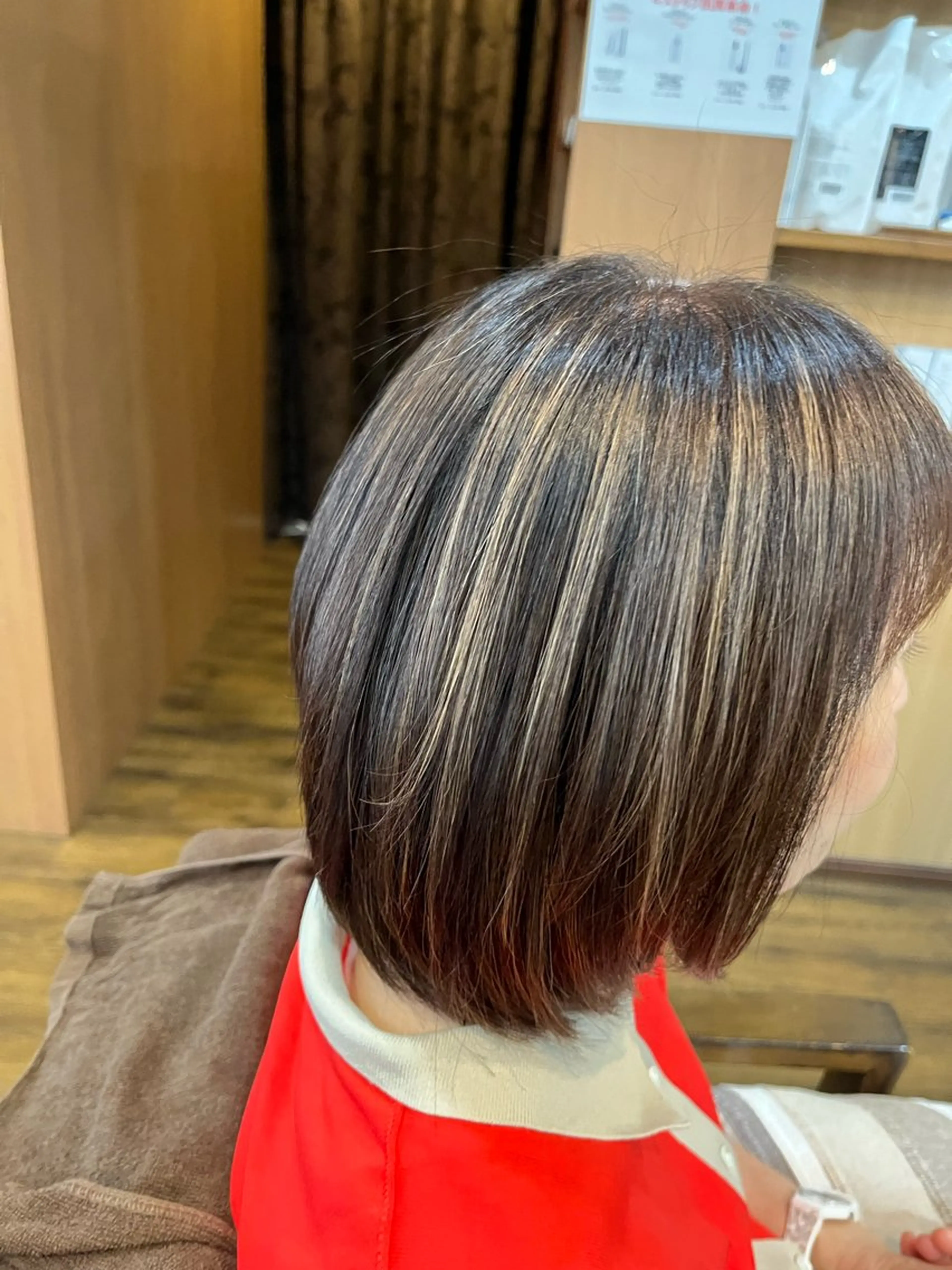 ミディアム カラー パーマ ハイライトカラー ハイライト 髪質改善 トリートメント Lamie所属・大人女子&髪改善専門 Nobuフリーランスのヘアスタイル