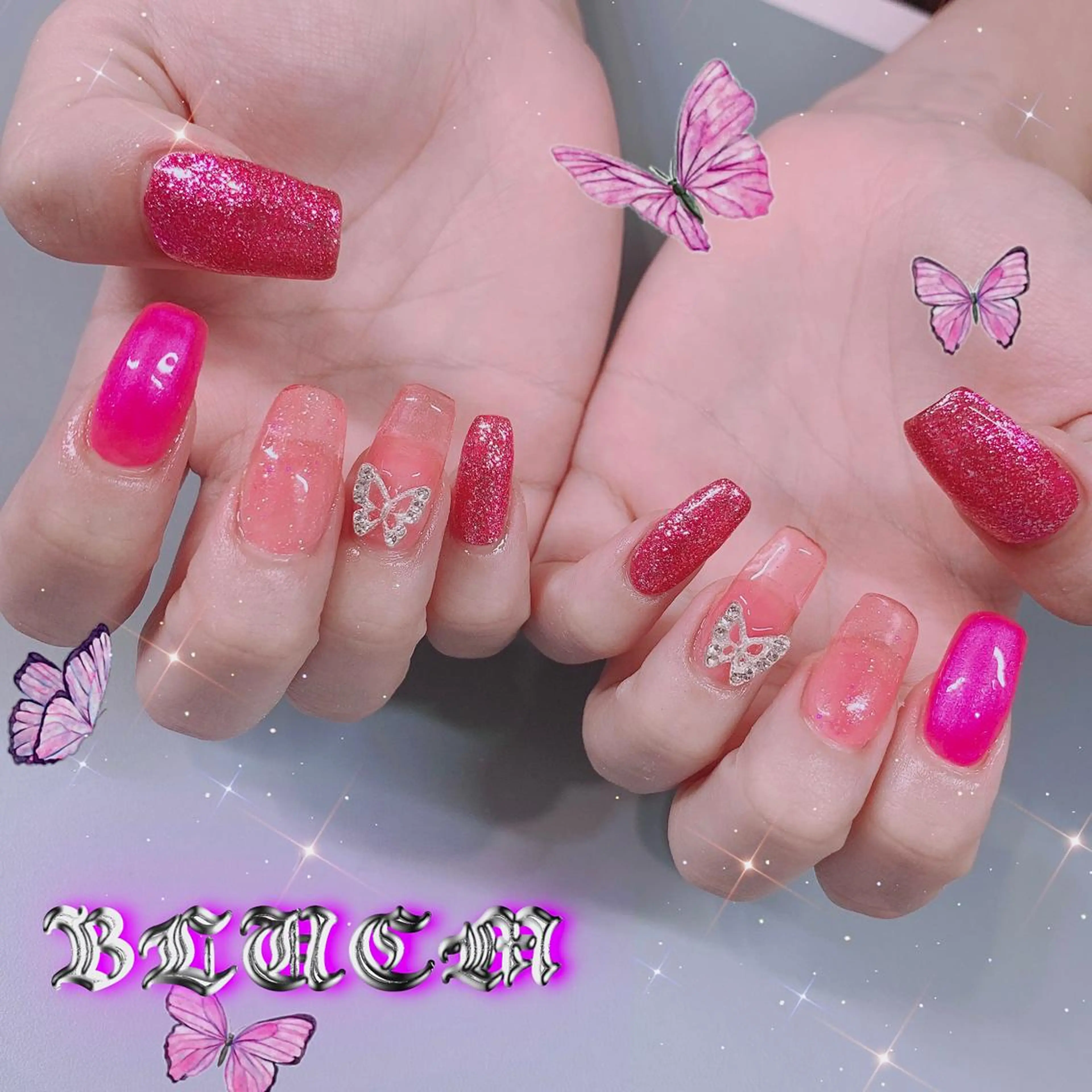 ネイル BLUEM なな🐶のネイルデザイン