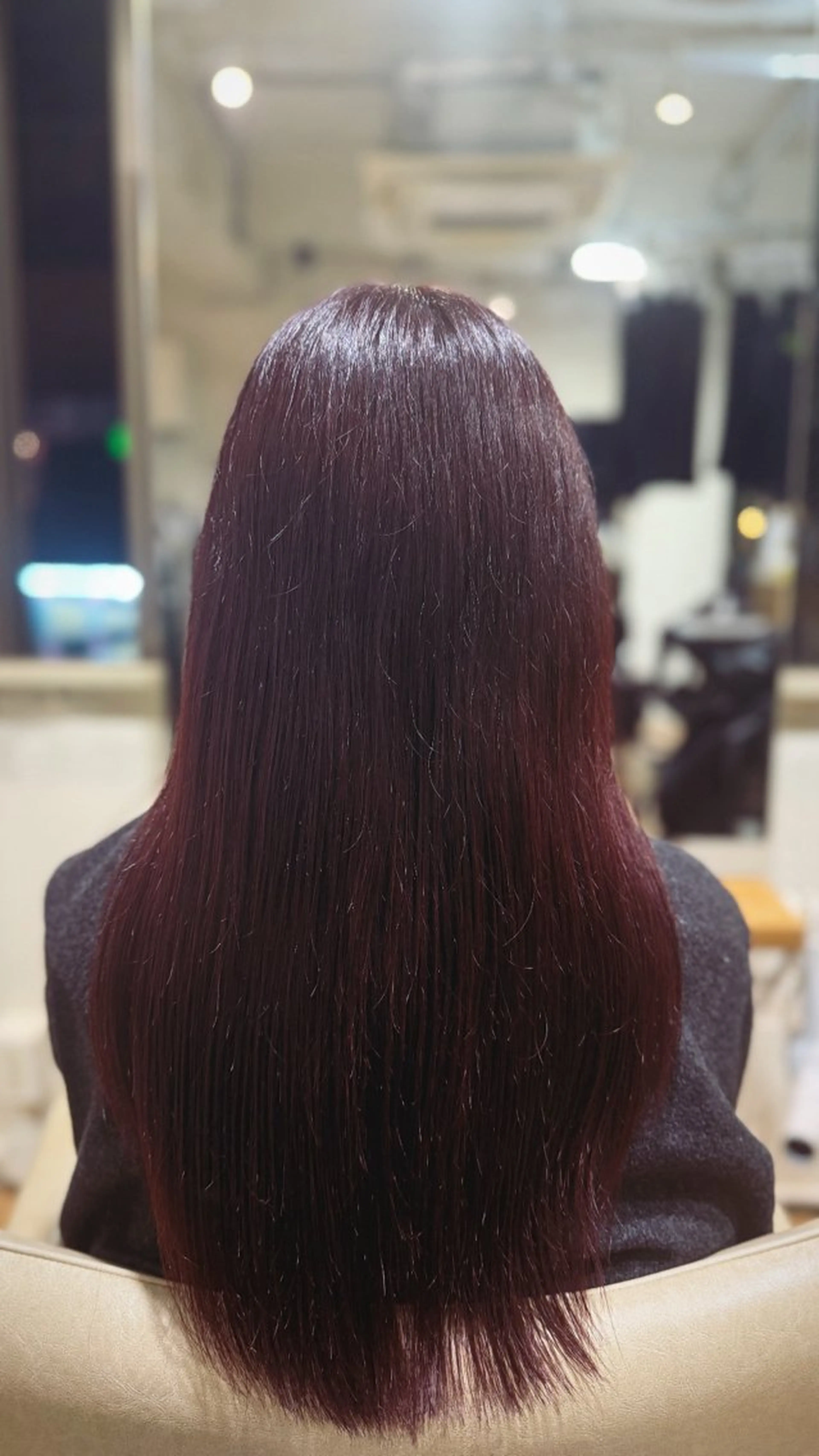 ロング green ueno所属・ウチダ 🦖✨艶カラーのヘアスタイル
