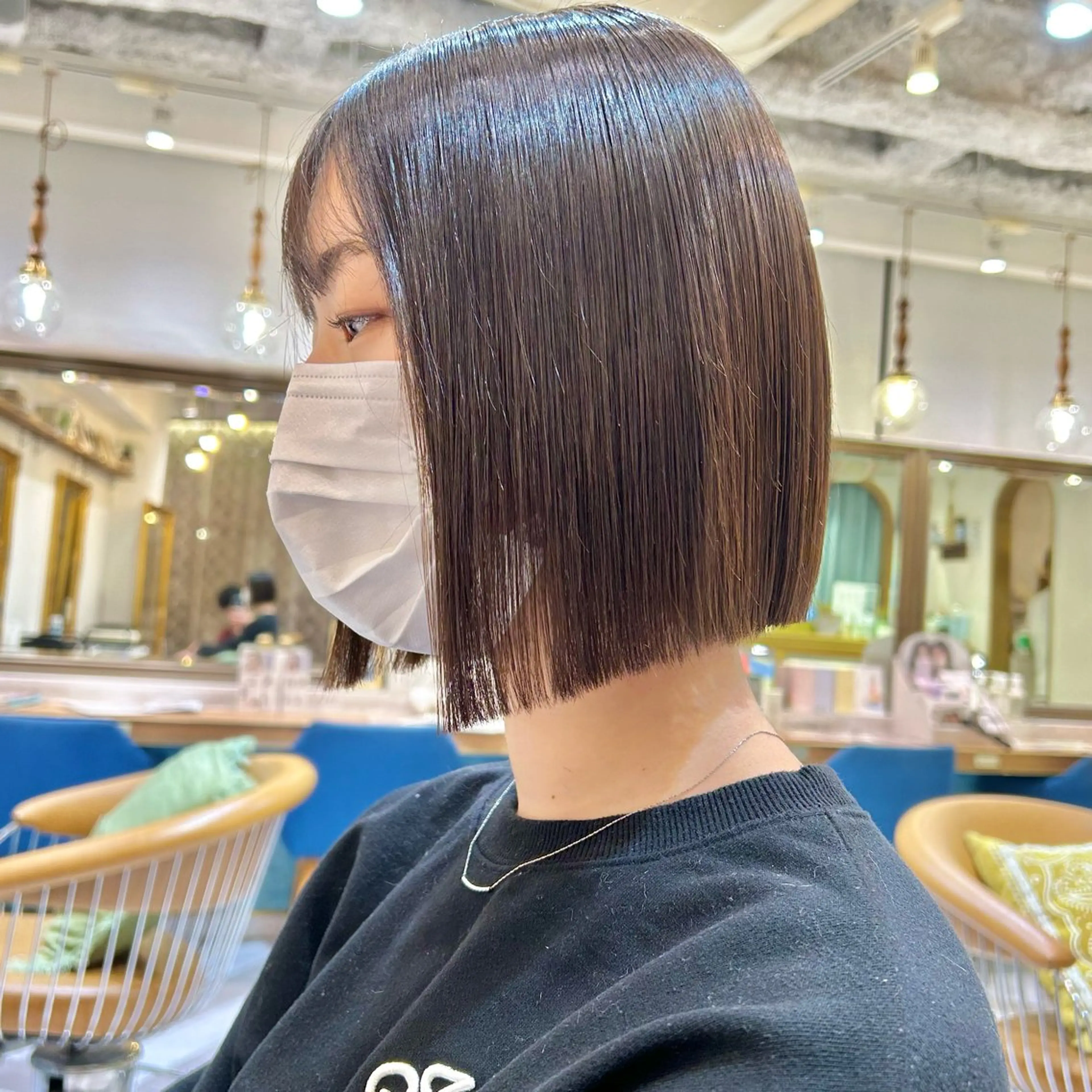 ミディアム カラー ボブ 縮毛矯正 カット ヘアカラー 縮毛矯正 髪質改善【縮毛矯正】 美髪ボブを量産する人のヘアスタイル