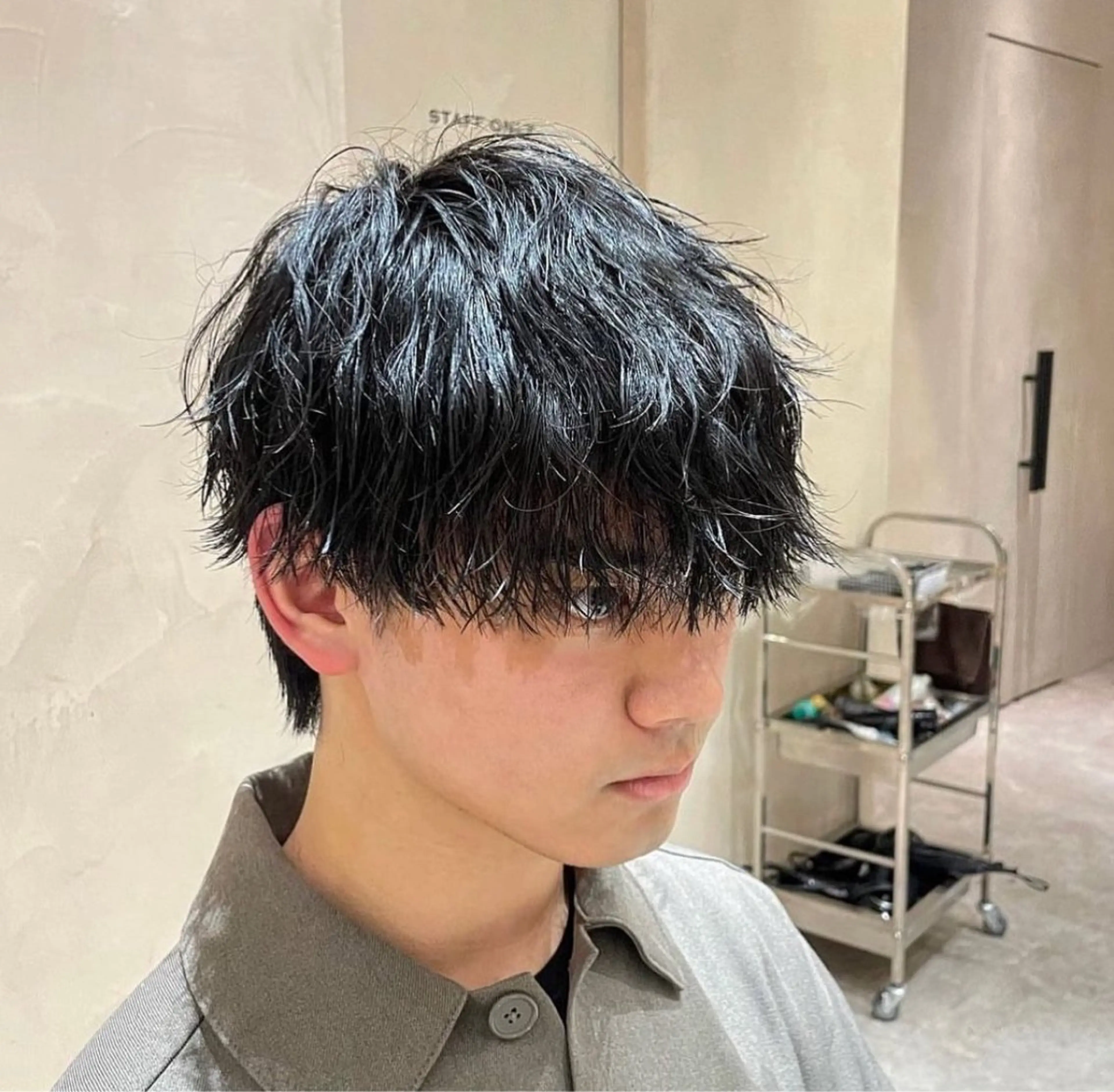 ショート パーマ メンズ メンズパーマ カット 縮毛矯正 トリートメント メンズ特化美容師 🤍FUKAのヘアスタイル