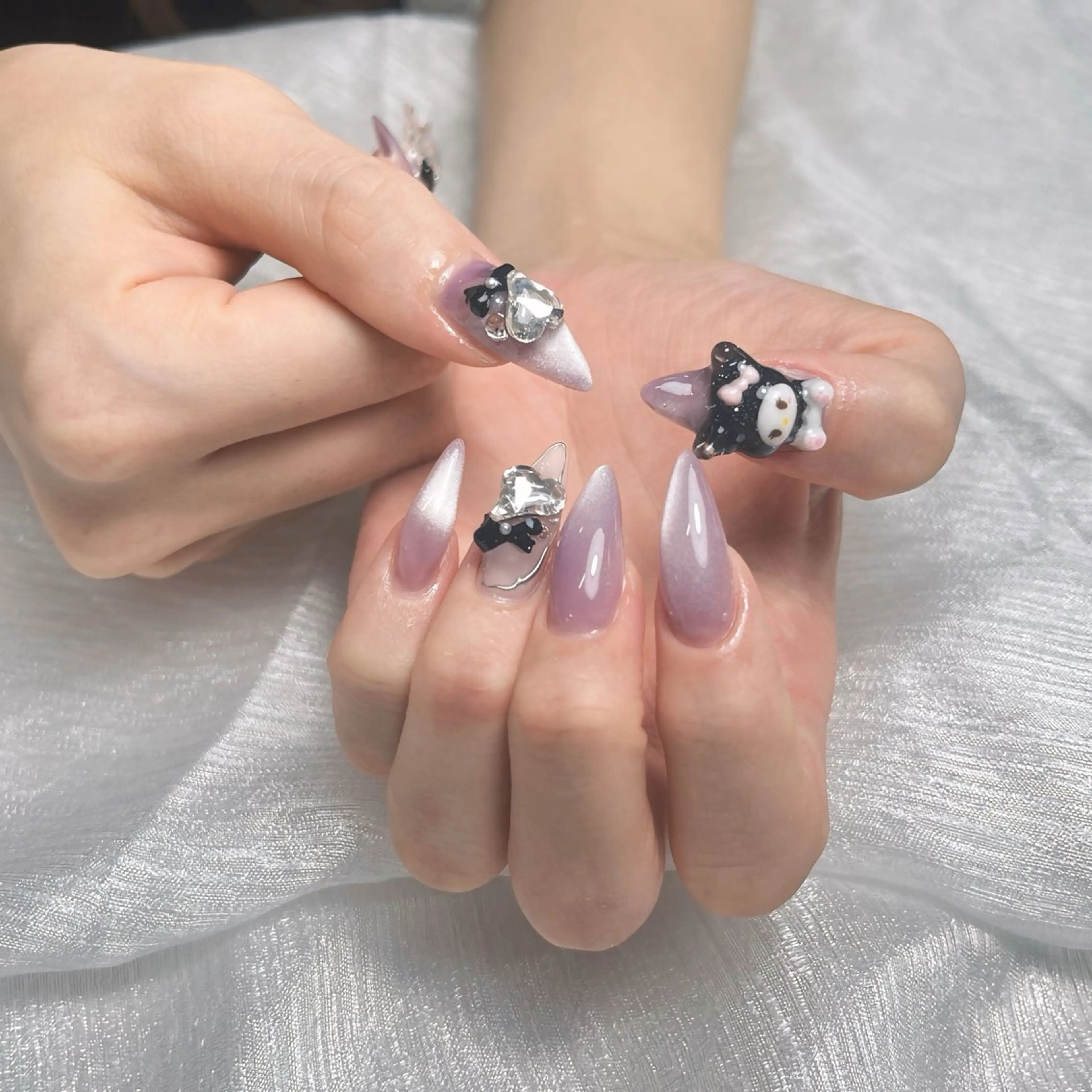 ネイル アートネイル ジェルネイル キラキラネイル 持ち込み ワンホンネイル ハンドネイル ハンドケア Panda chan Novaのネイルデザイン