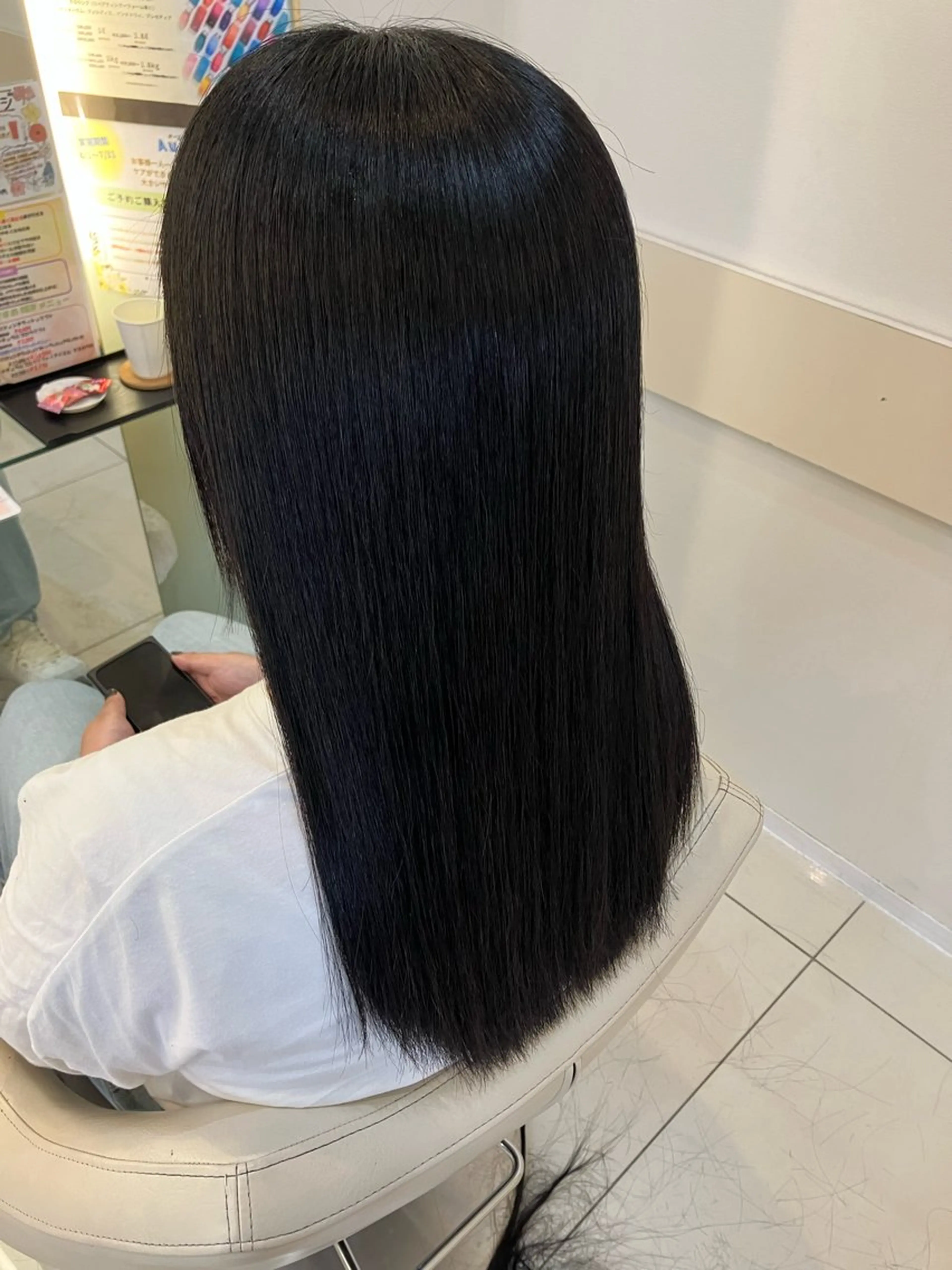 セミロング 縮毛矯正 yukari 艶髪ヘアのヘアスタイル