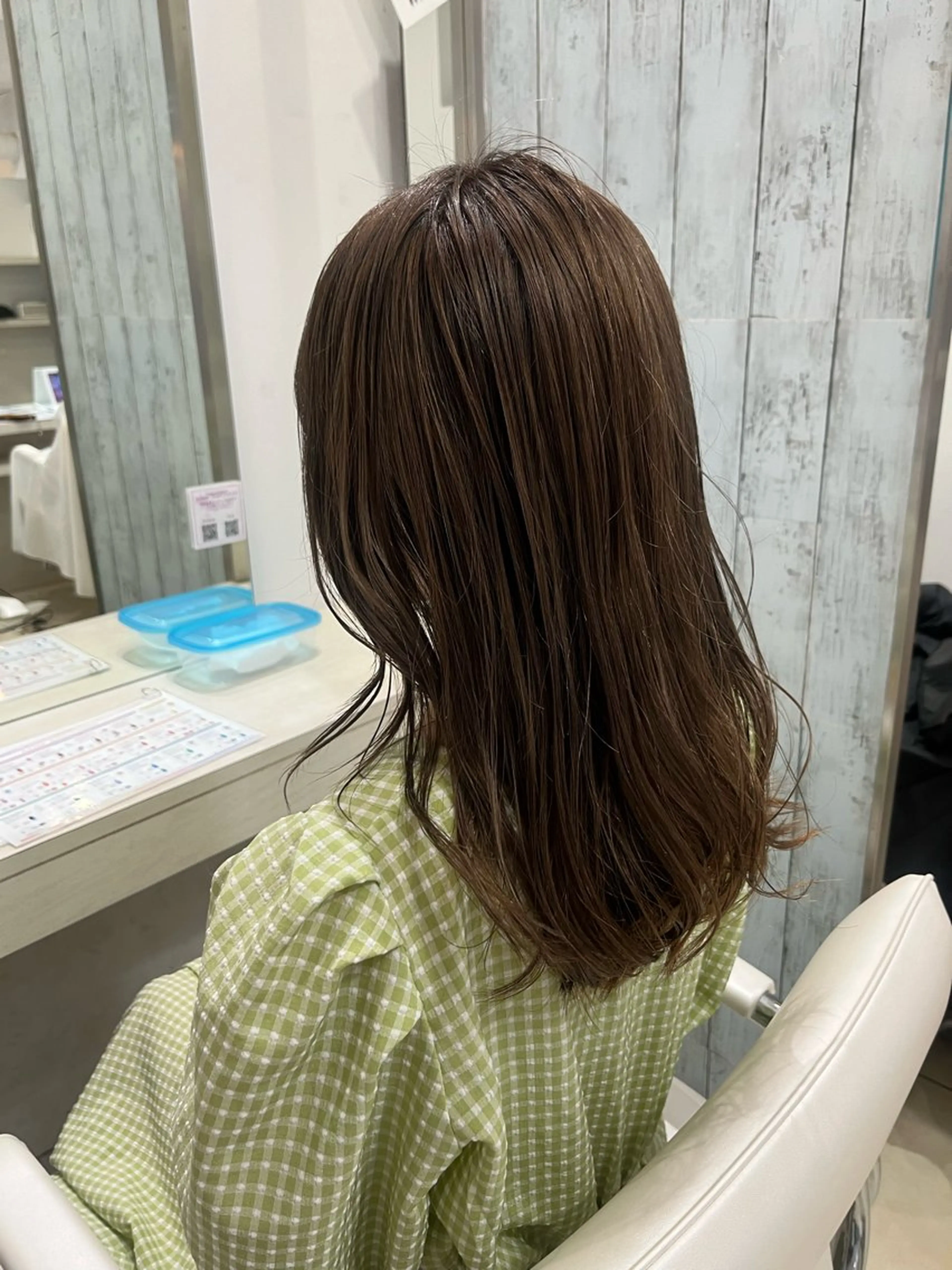 セミロング カラー ヘアカラー 🌿似合わせブリーチ 山岸樹璃🌿のヘアスタイル