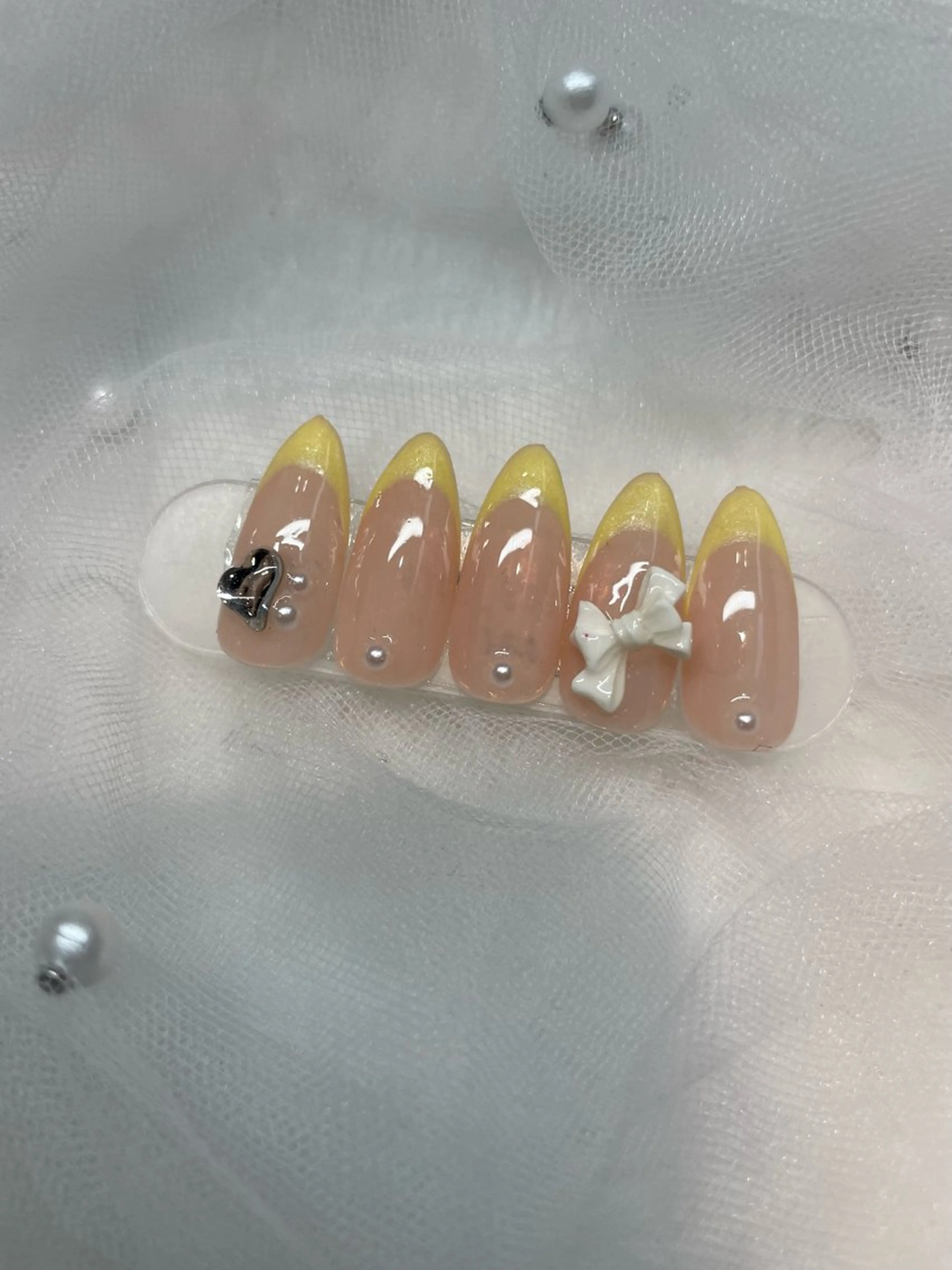 ネイル フレンチネイル 春ネイル ハンドネイル I-nail Moeのネイルデザイン