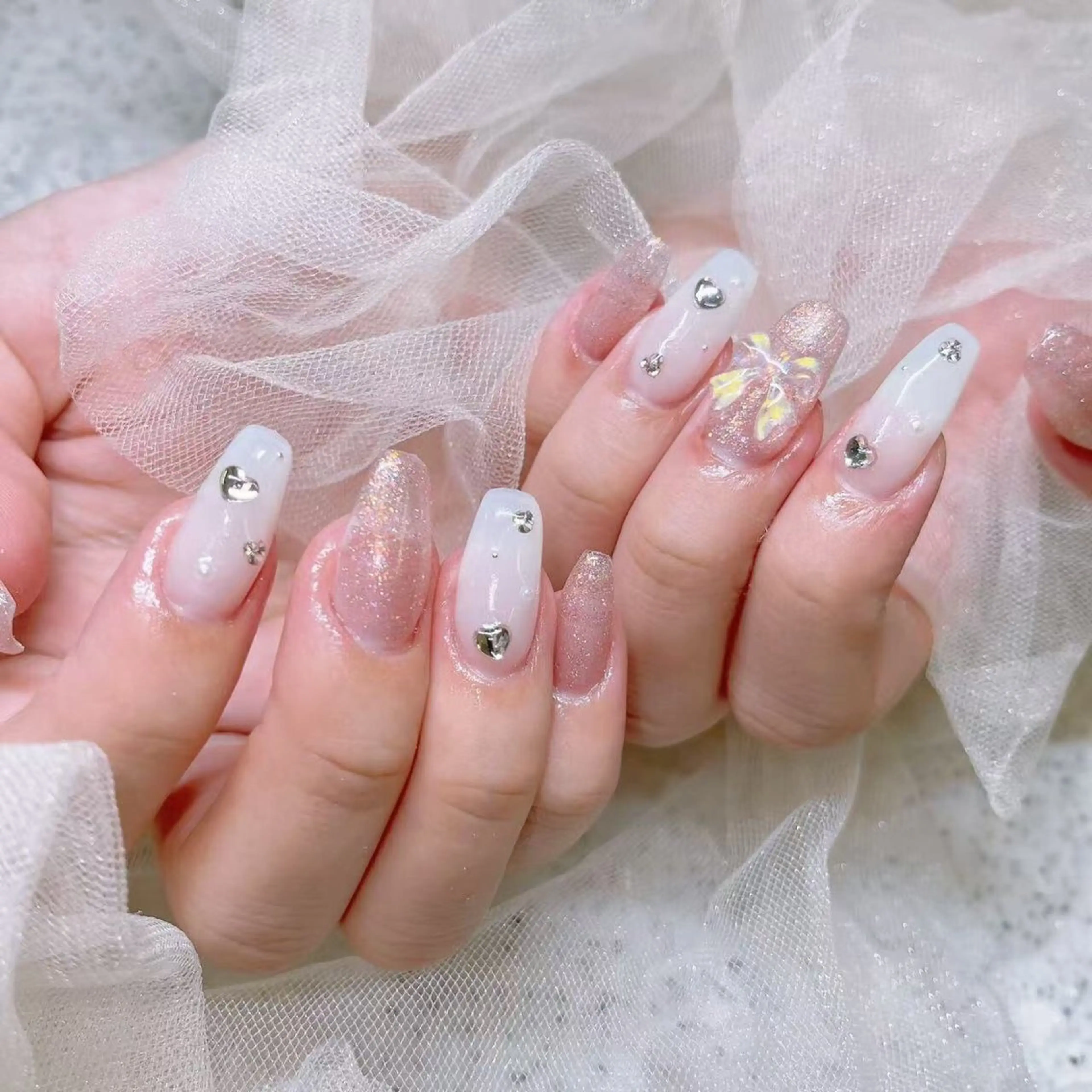 ネイル ハンドネイル Queens ひなのネイルデザイン