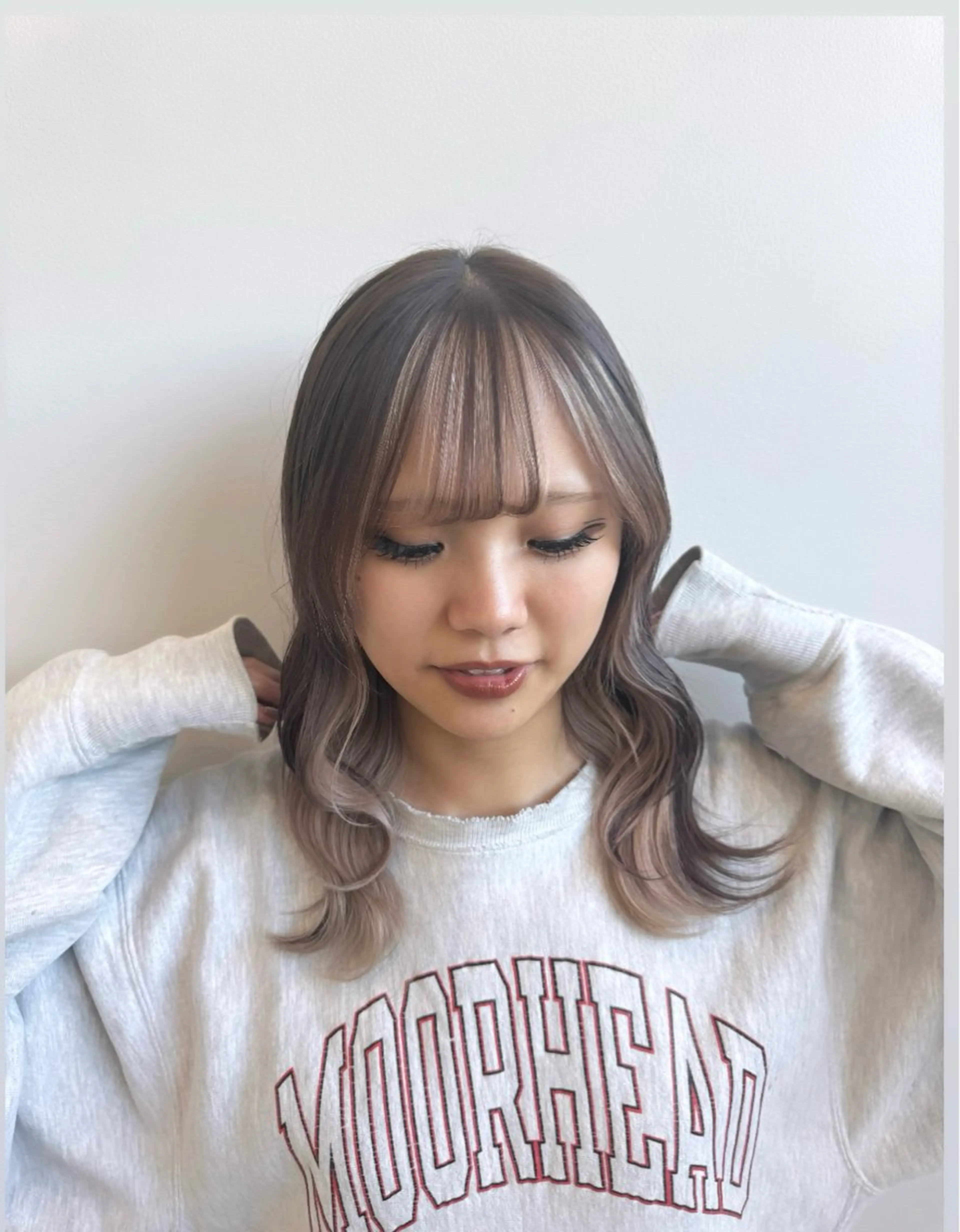 カラー インナーカラー ヘアカラー BEEST所属・ate 【暖色/ハイトーン】のヘアスタイル