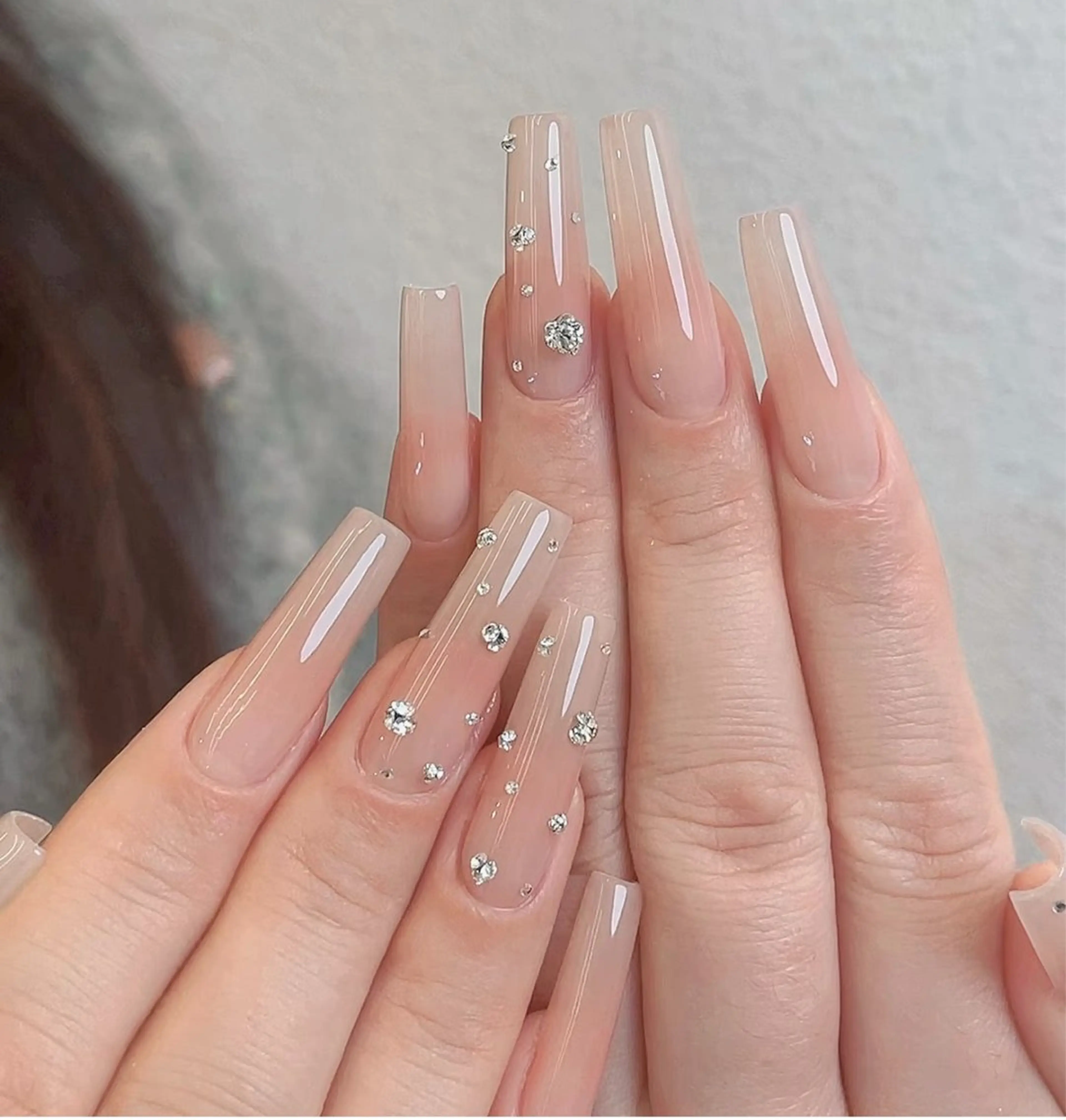 ロング ハンドネイル FLORA NAIL SALON 黄兪榕のネイルデザイン