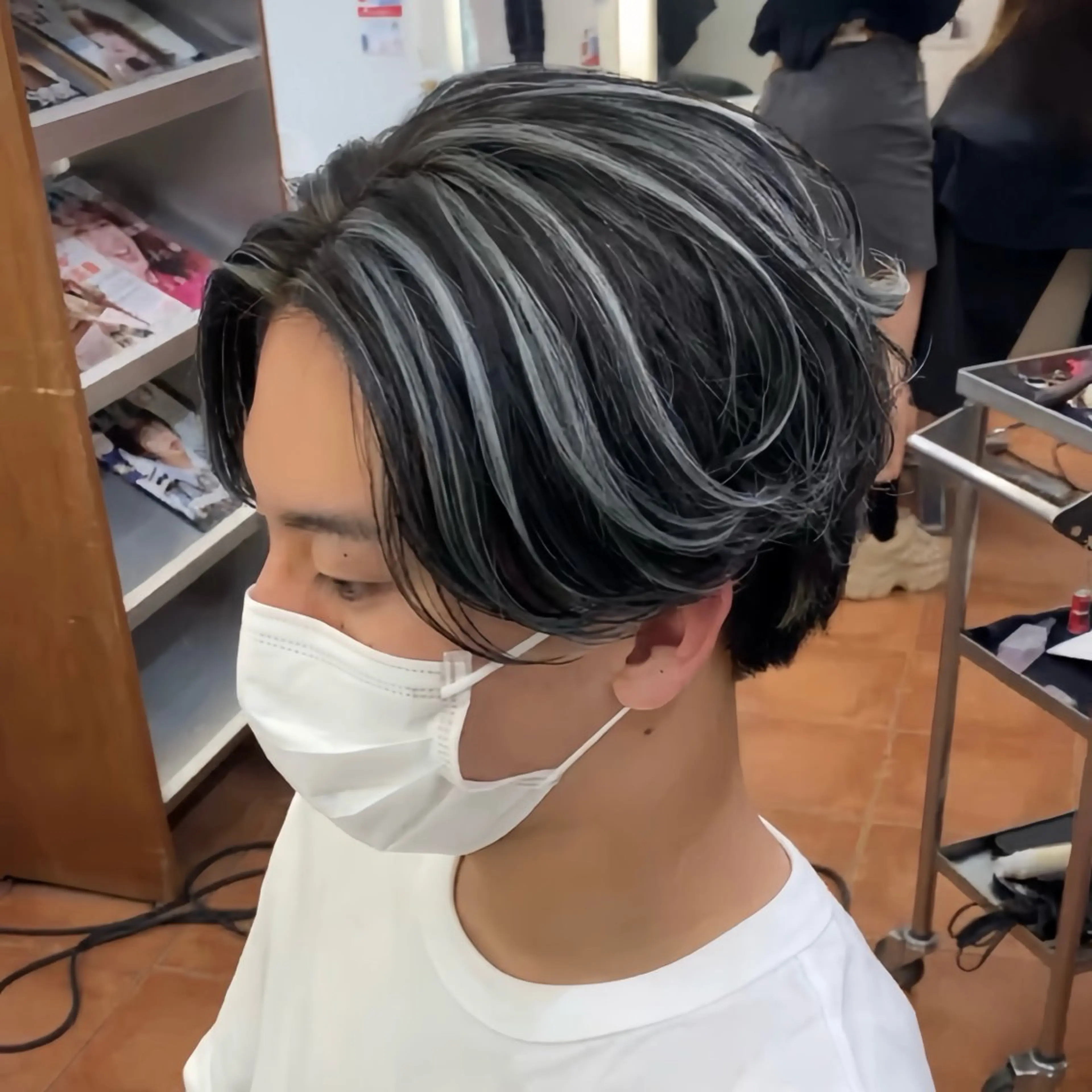 カラー メンズ 𝐚𝐨𝐢 メンズ ‪‪/メッシュのヘアスタイル