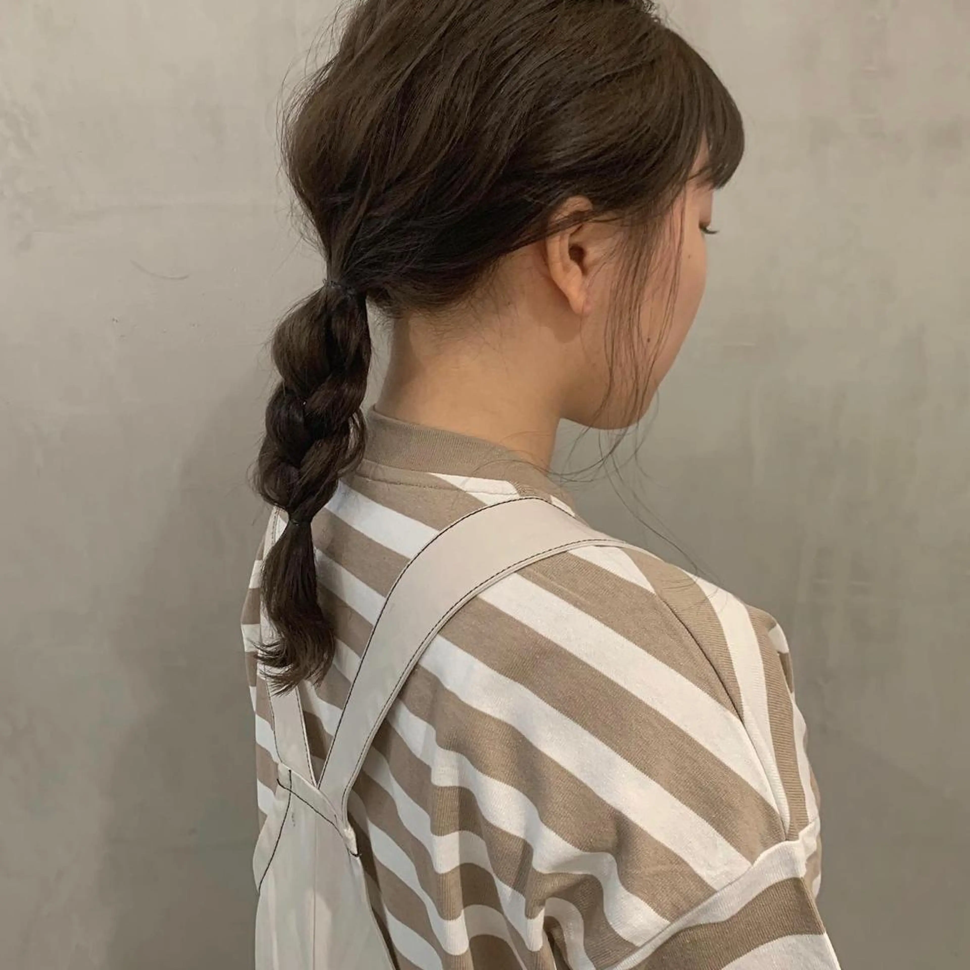 セミロング カラー ヘアアレンジ アンニュイヘア🪽 ayumiのヘアスタイル