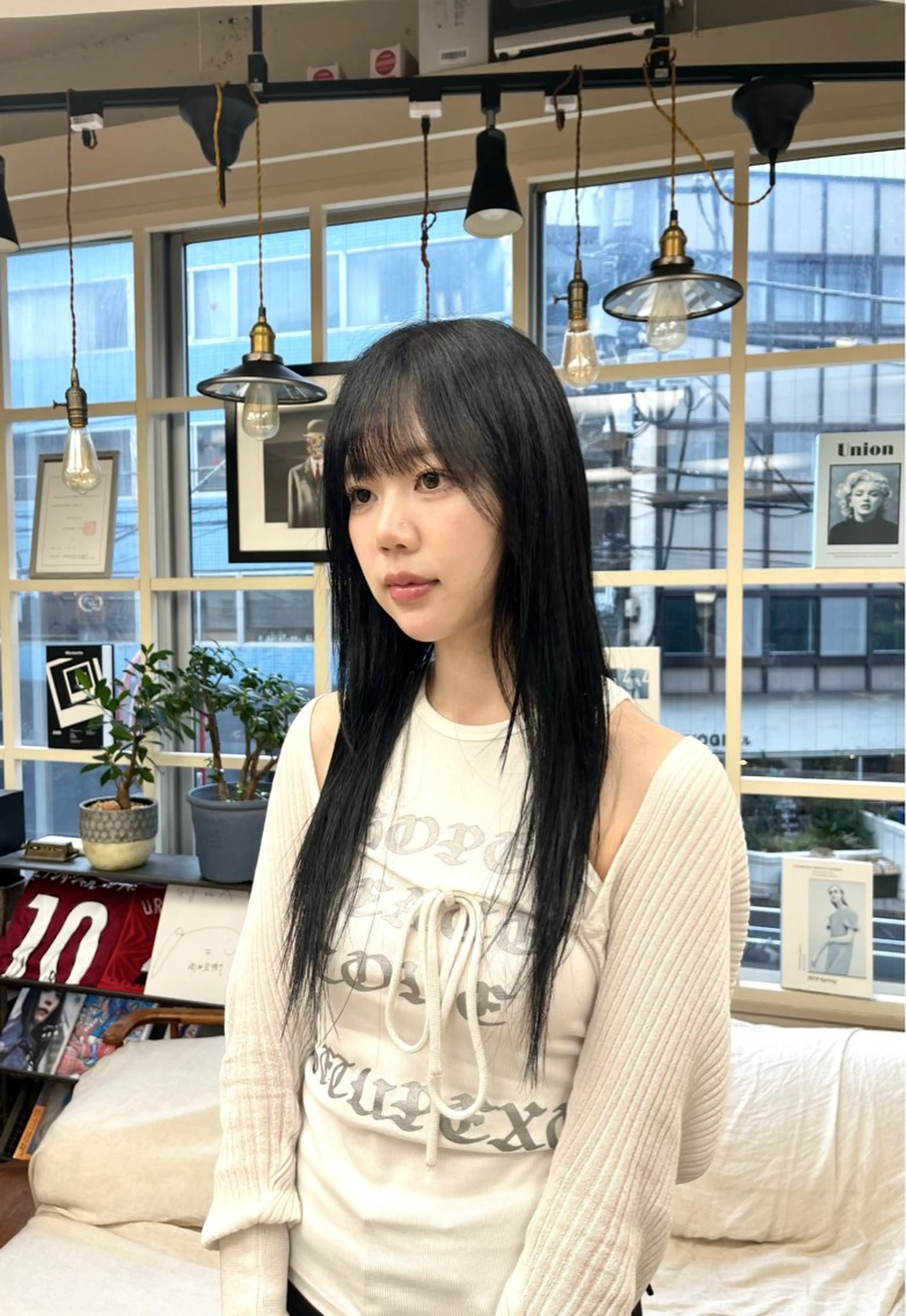 ロング カラー Gigi 代々木所属・りこ 🐈‍⬛韓国艶カラーのヘアスタイル