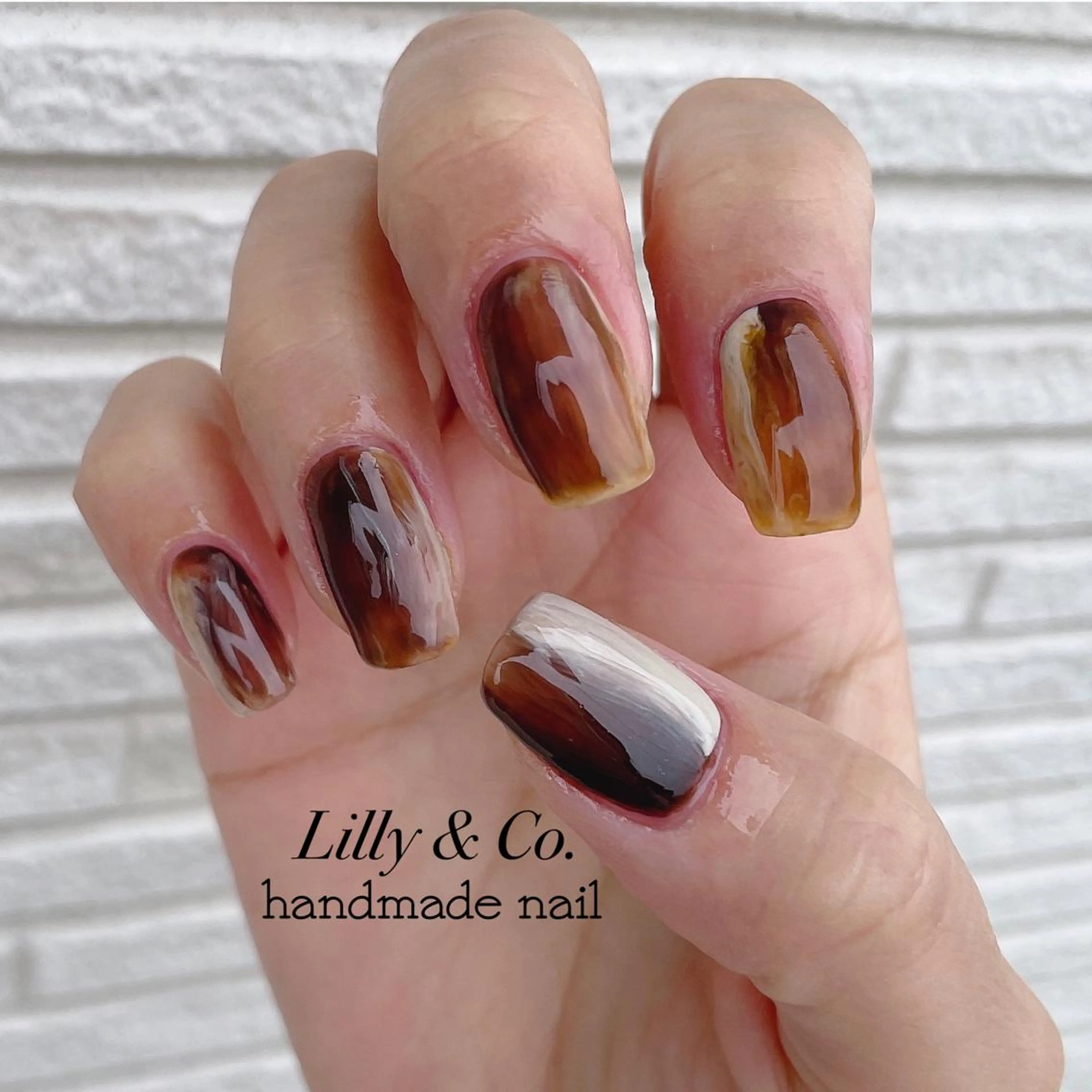 ネイル ニュアンスネイル ハンドネイル ハンドケア Lilly Co.のネイルデザイン