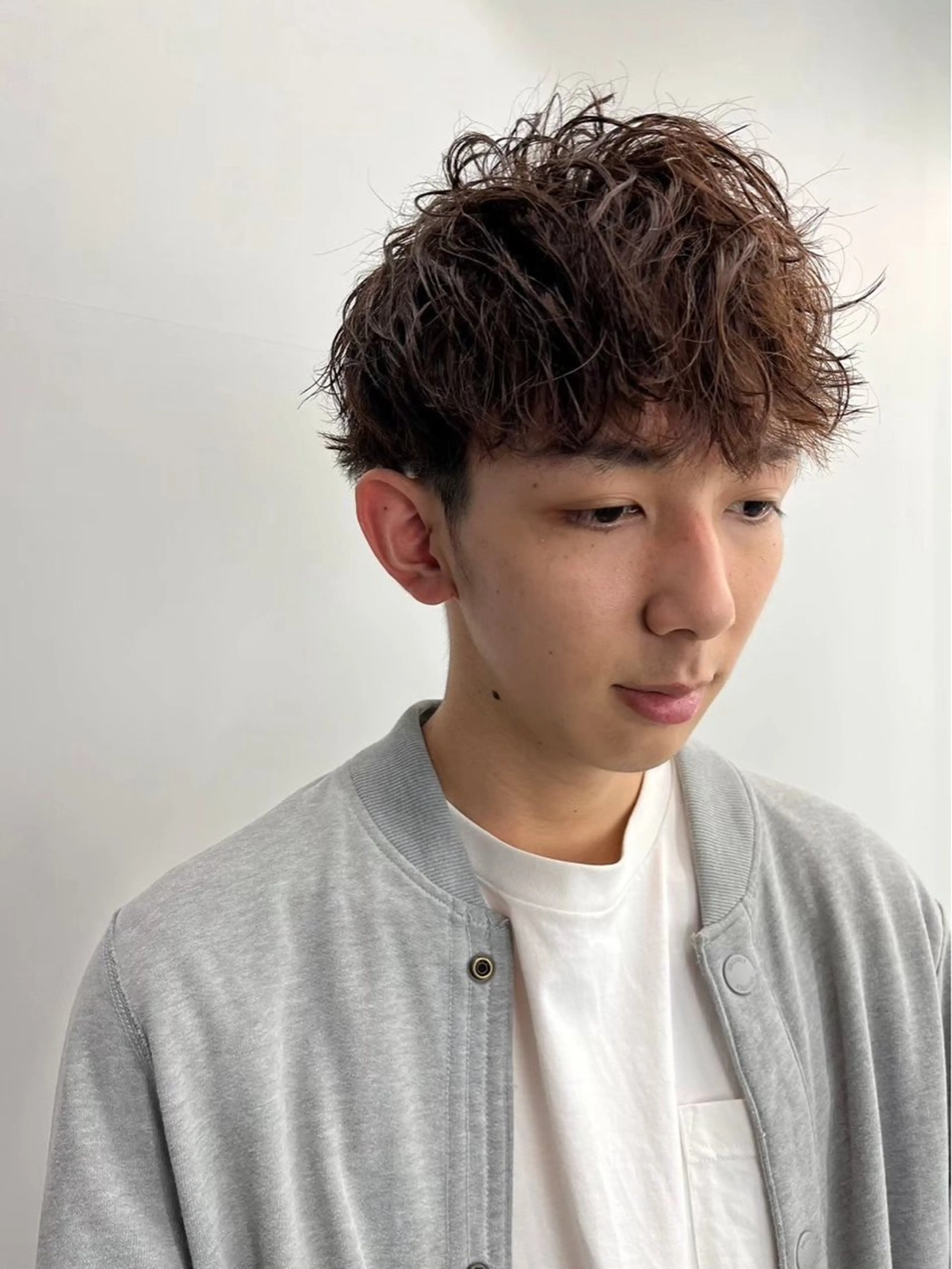 カラー パーマ メンズ マッシュ ブラウンカラー ナチュラルブラウン カット ヘアカラー パーマ 坂本 響/メンズパーマのヘアスタイル