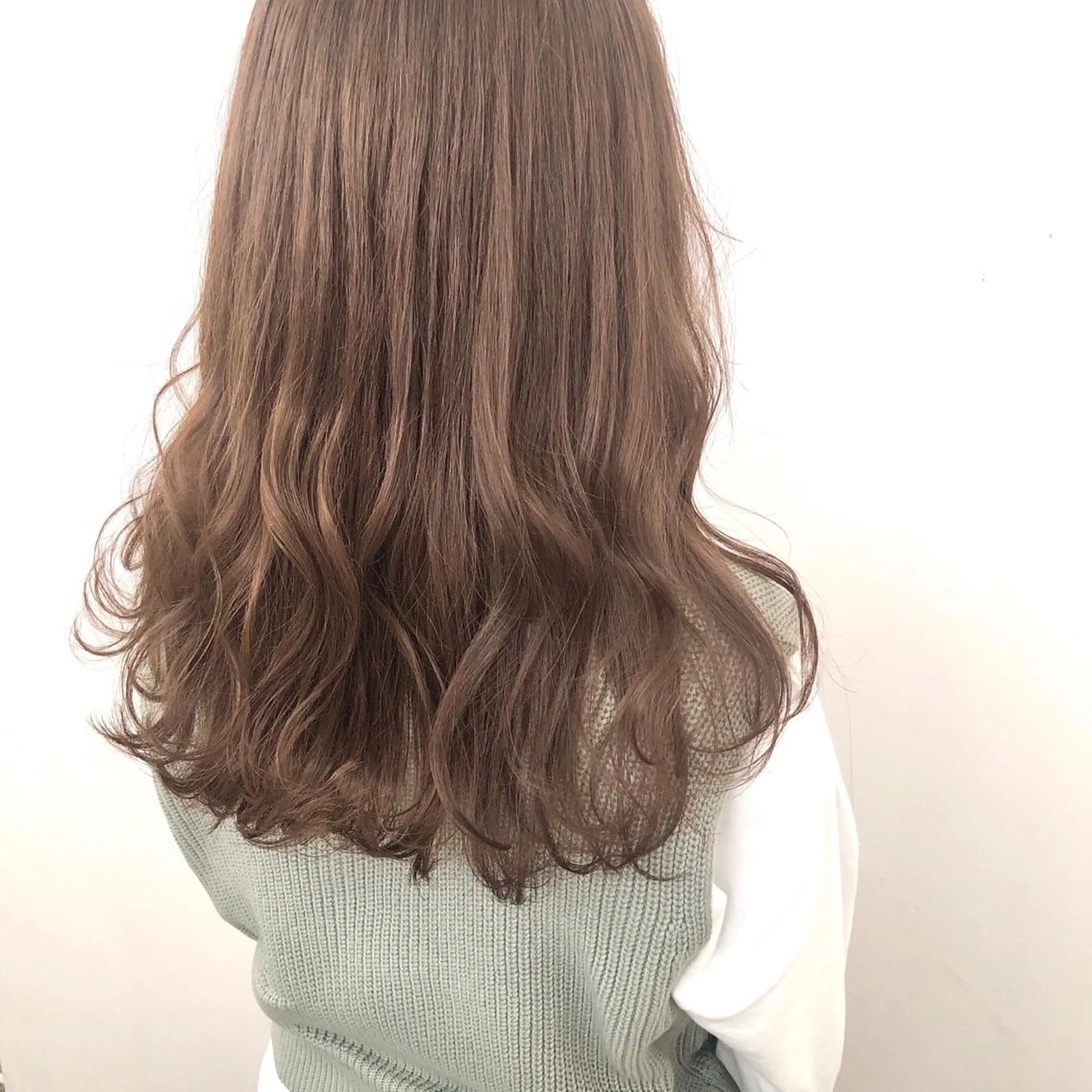 セミロング カラー ヘアアレンジ ベージュカラー GO TODAY  SHAiRE SALON岡山所属・Sana/ 耳ツボ/インナーのヘアスタイル