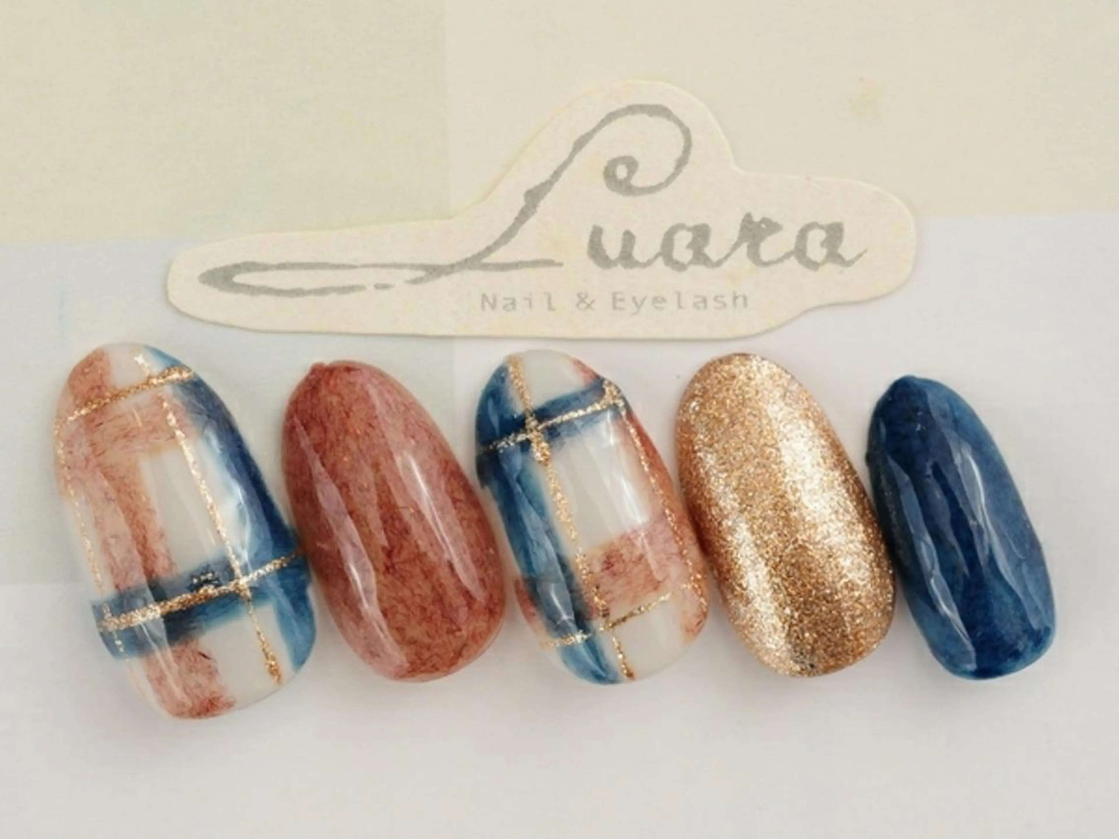 ネイル Luara ルアラのネイルデザイン
