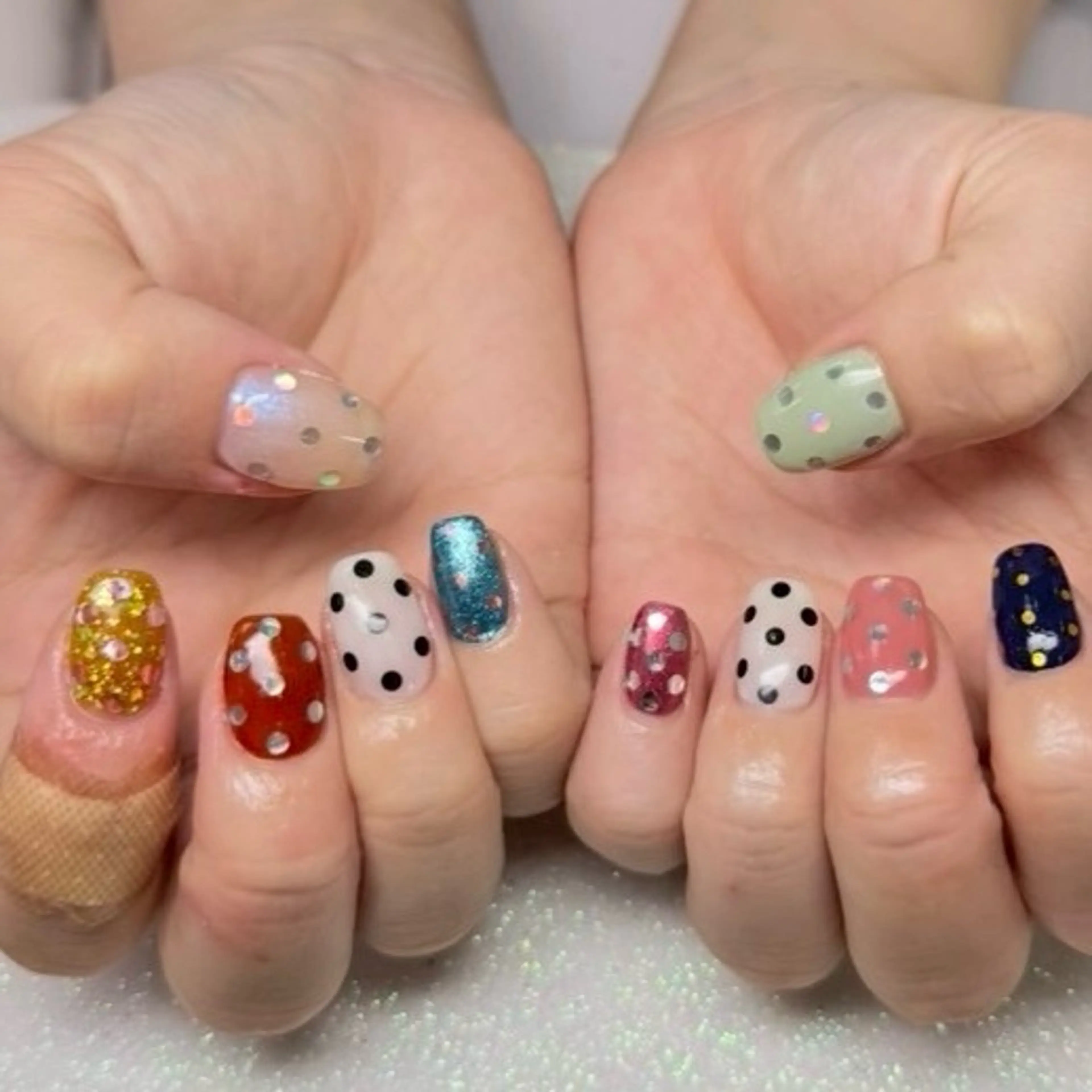 ネイル ハンドネイル VIERU YURIのネイルデザイン