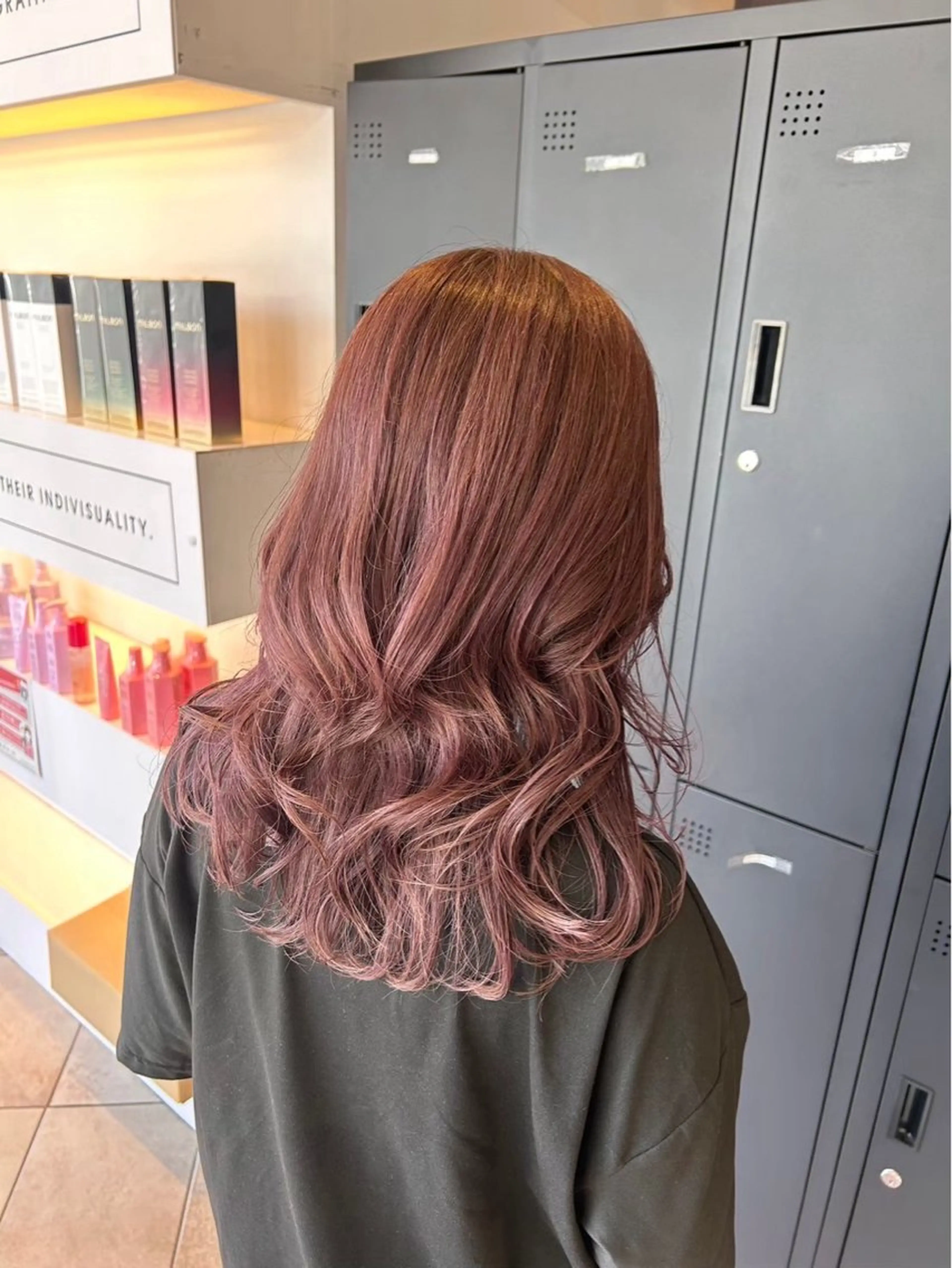 ロング カラー 🌟カラーモデル 大募集🌟小関亜美のヘアスタイル