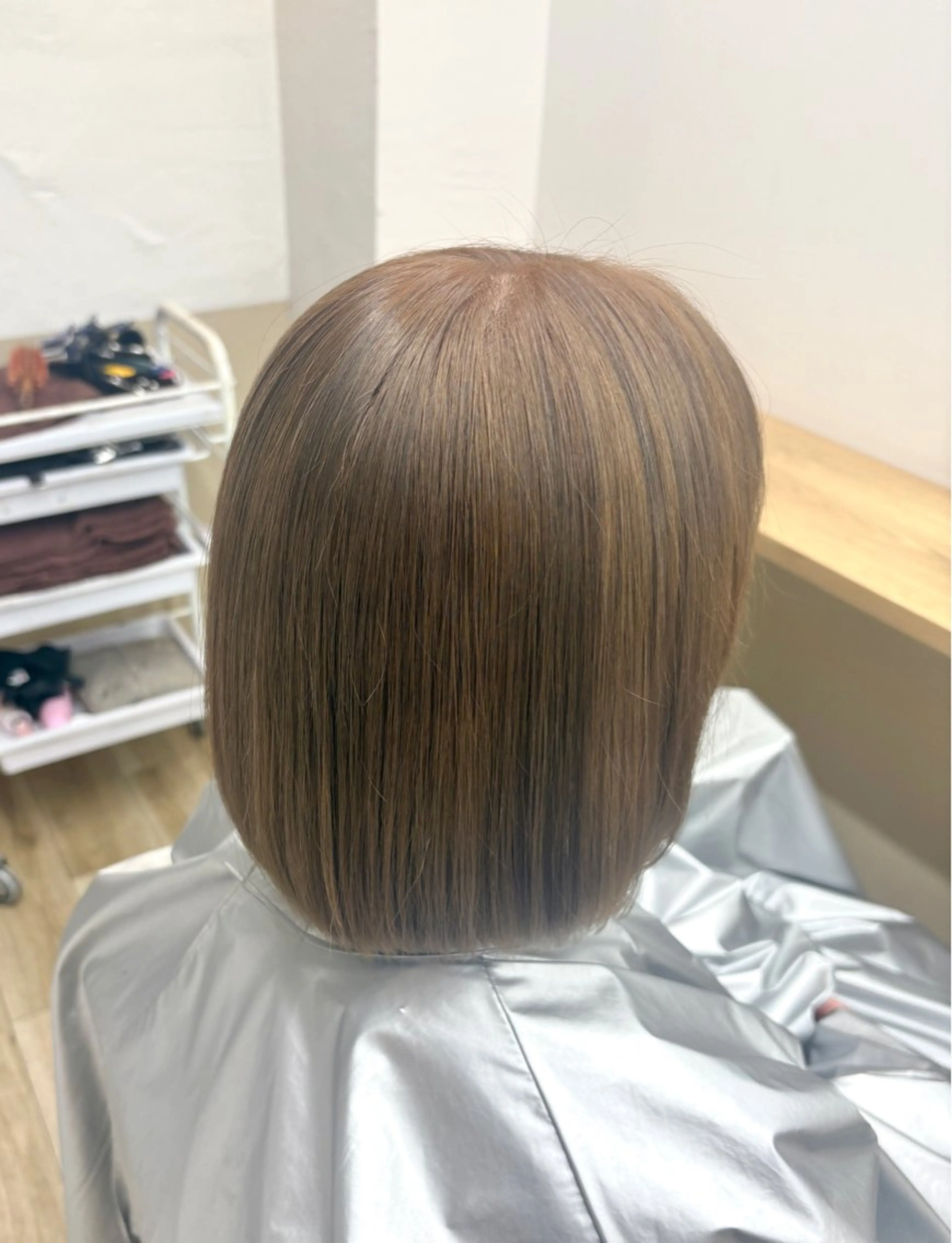 カラー ベージュカラー ミルクティーベージュ ヘアカラー a. ririのヘアスタイル