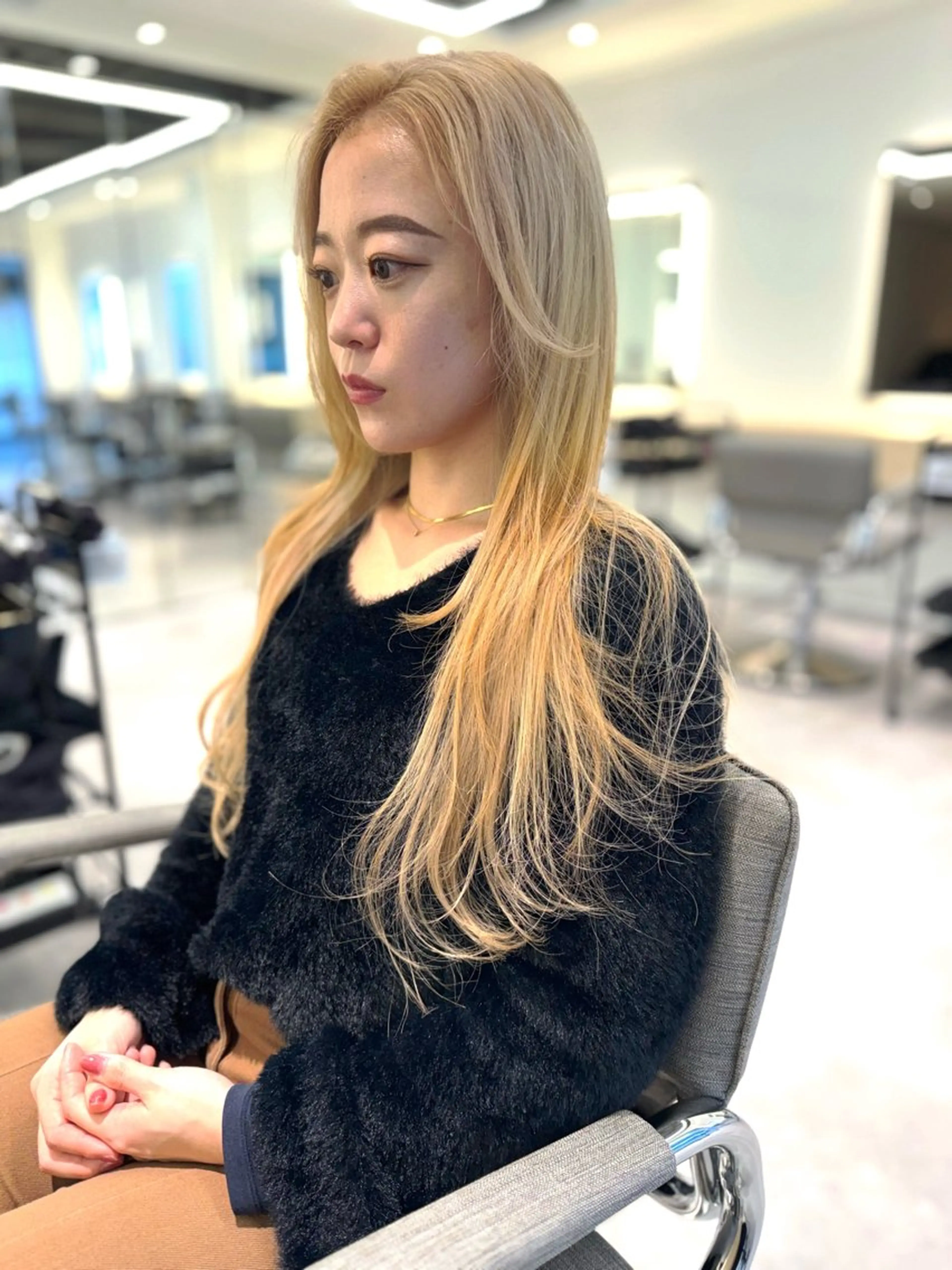 ロング カラー ベージュカラー ブロンド ブロンドベージュ カット ヘアカラー トリートメント ハイトーン特化🌟 仲川和人のヘアスタイル